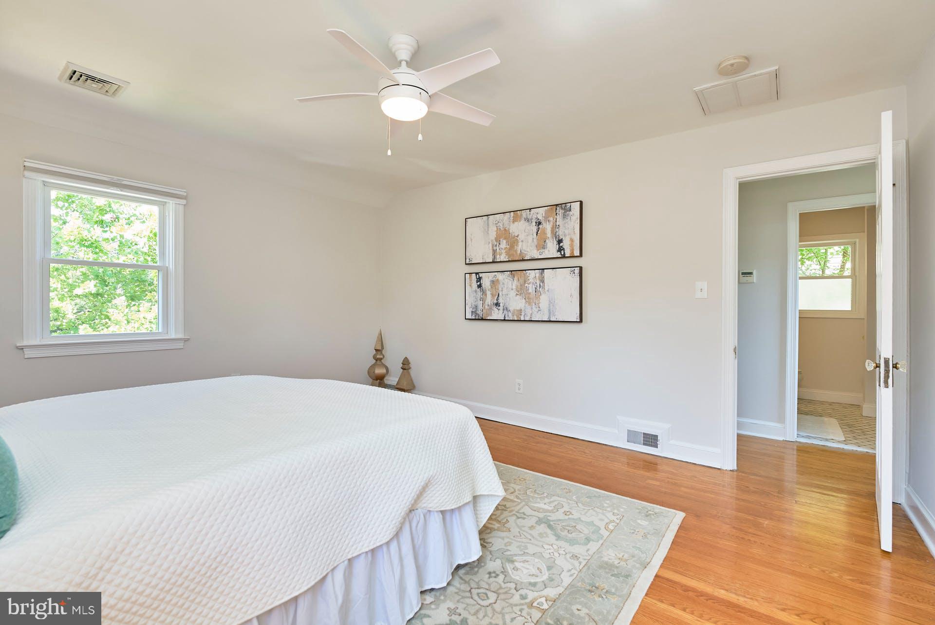 CLARENDON - Residential Lease