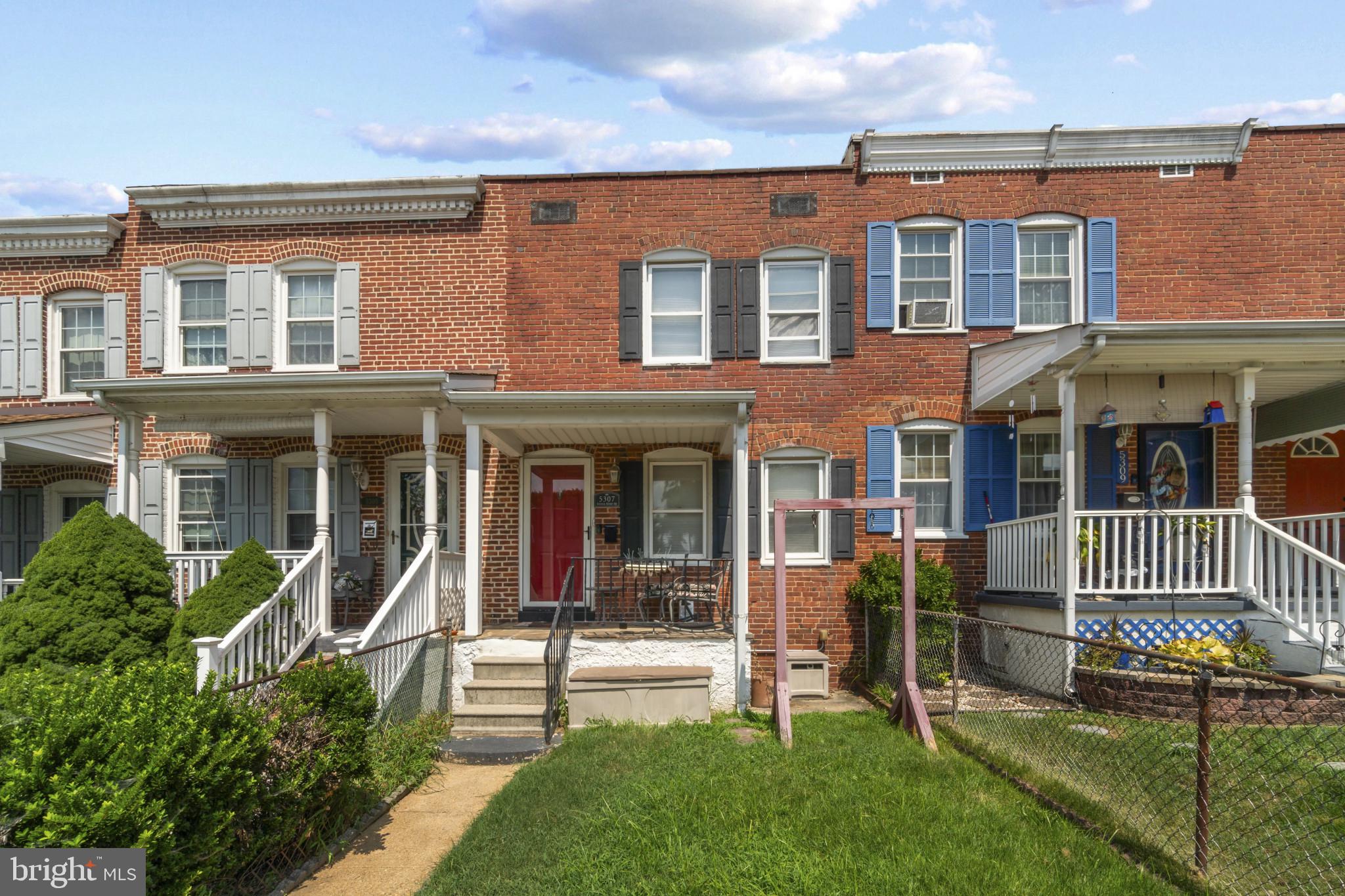 Spacious updated 3 bedroom 2 bathroom townhome in Brooklyn Park.
- Short drive to 695 and Baltimore from Ritchie Highway Route 2.
- 2 light filled Bedrooms and 1 bathroom on upper floor.
- Large bedroom with ensuite bathroom located on mid level of home.
- Kitchen with living room dining areas off the mid level.
- Family room, washer/dryer and other work storage area in basement.
- Fenced in front and backyard ideal for dogs.
- Stain proof vinyl plank or wood flooring throughout most of property ideal for pets
- Driveway parking in back with entrance to home through basement backdoor.
- Central HVAC throughout most of unit.