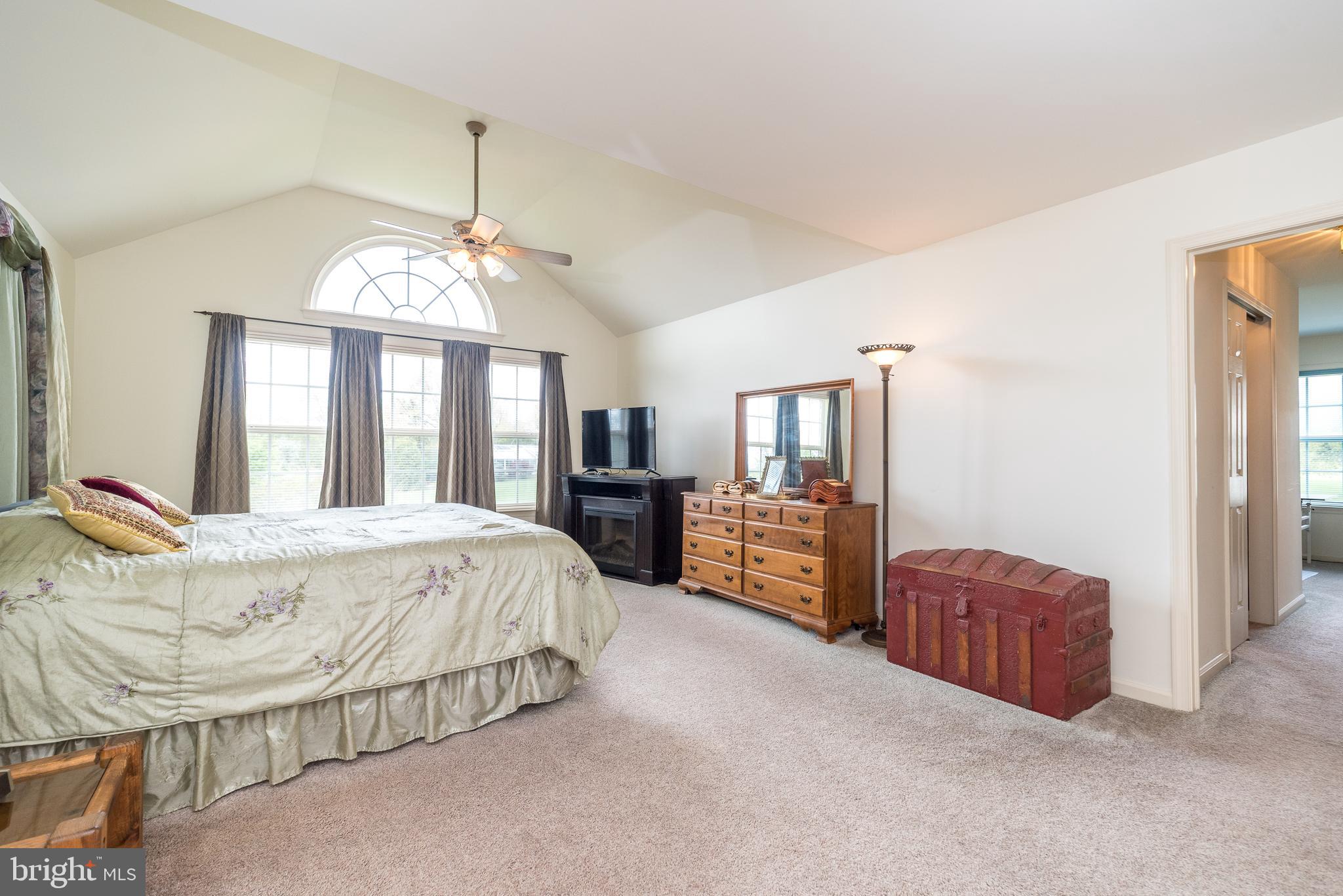 FRANCONIA HUNT - Residential