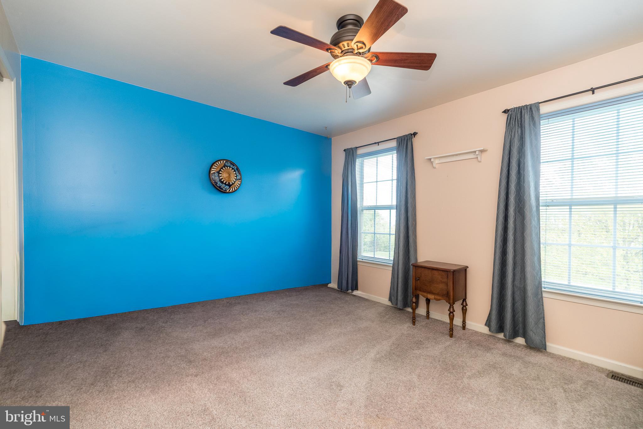 FRANCONIA HUNT - Residential