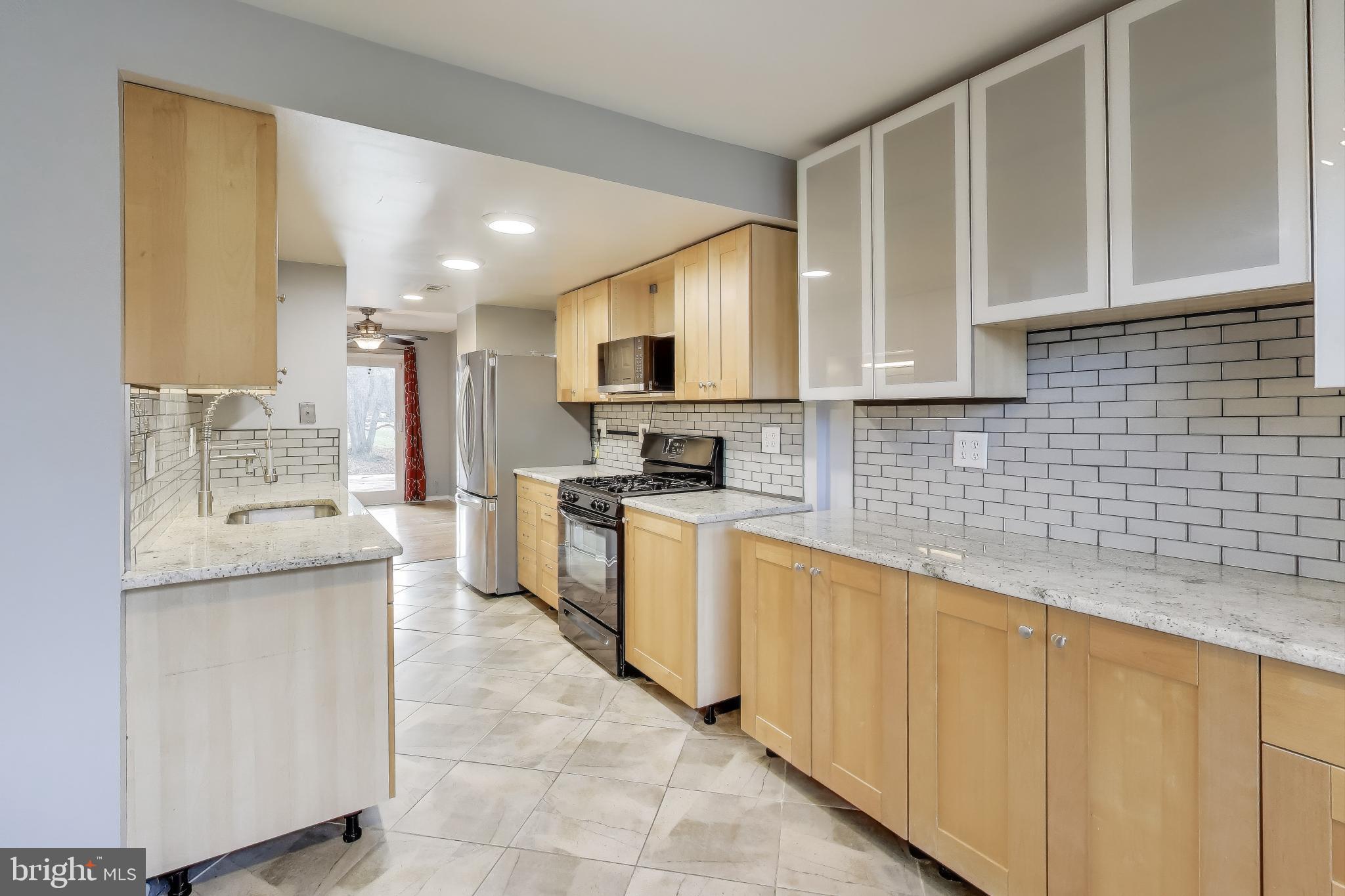 PHELPS LUCK - Residential Lease