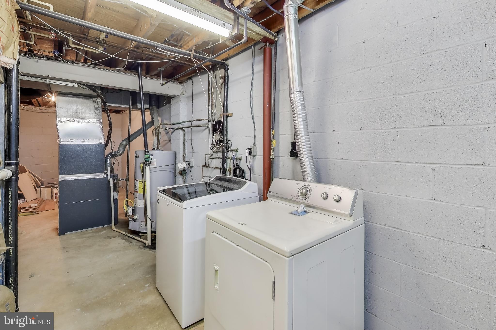 PHELPS LUCK - Residential Lease