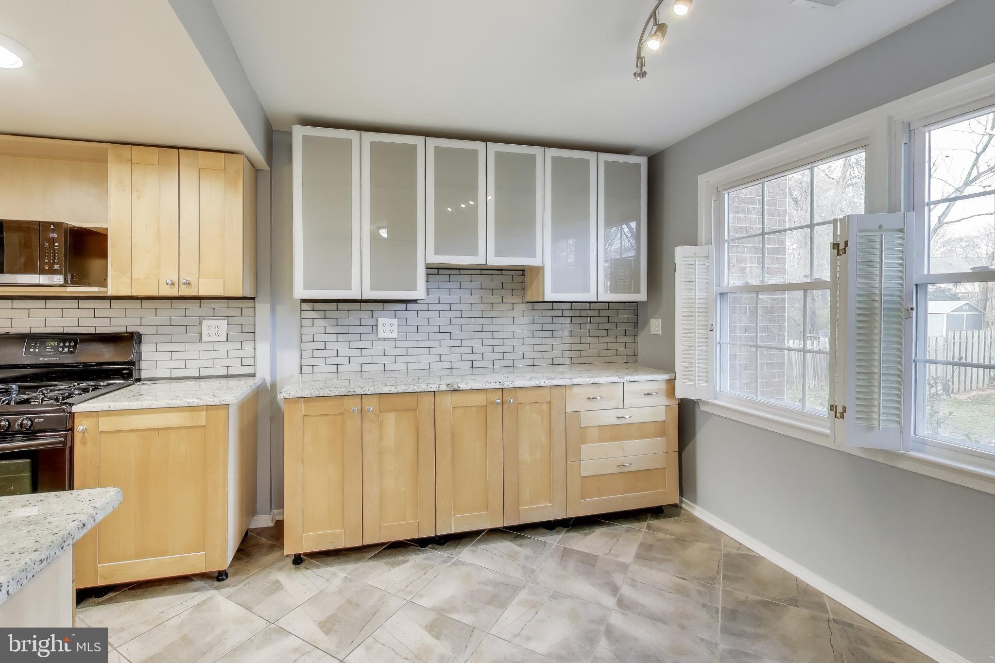 PHELPS LUCK - Residential Lease