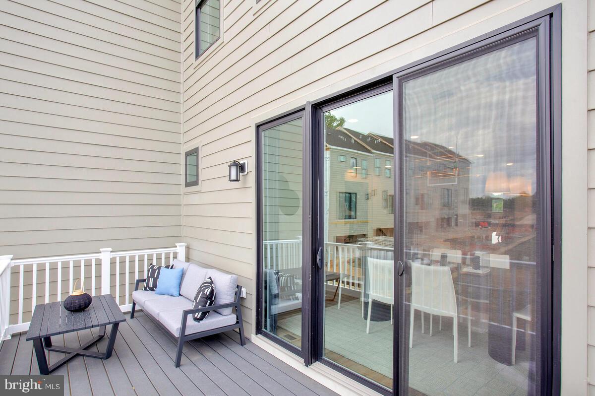 MELFORD TOWN CENTER - Residential