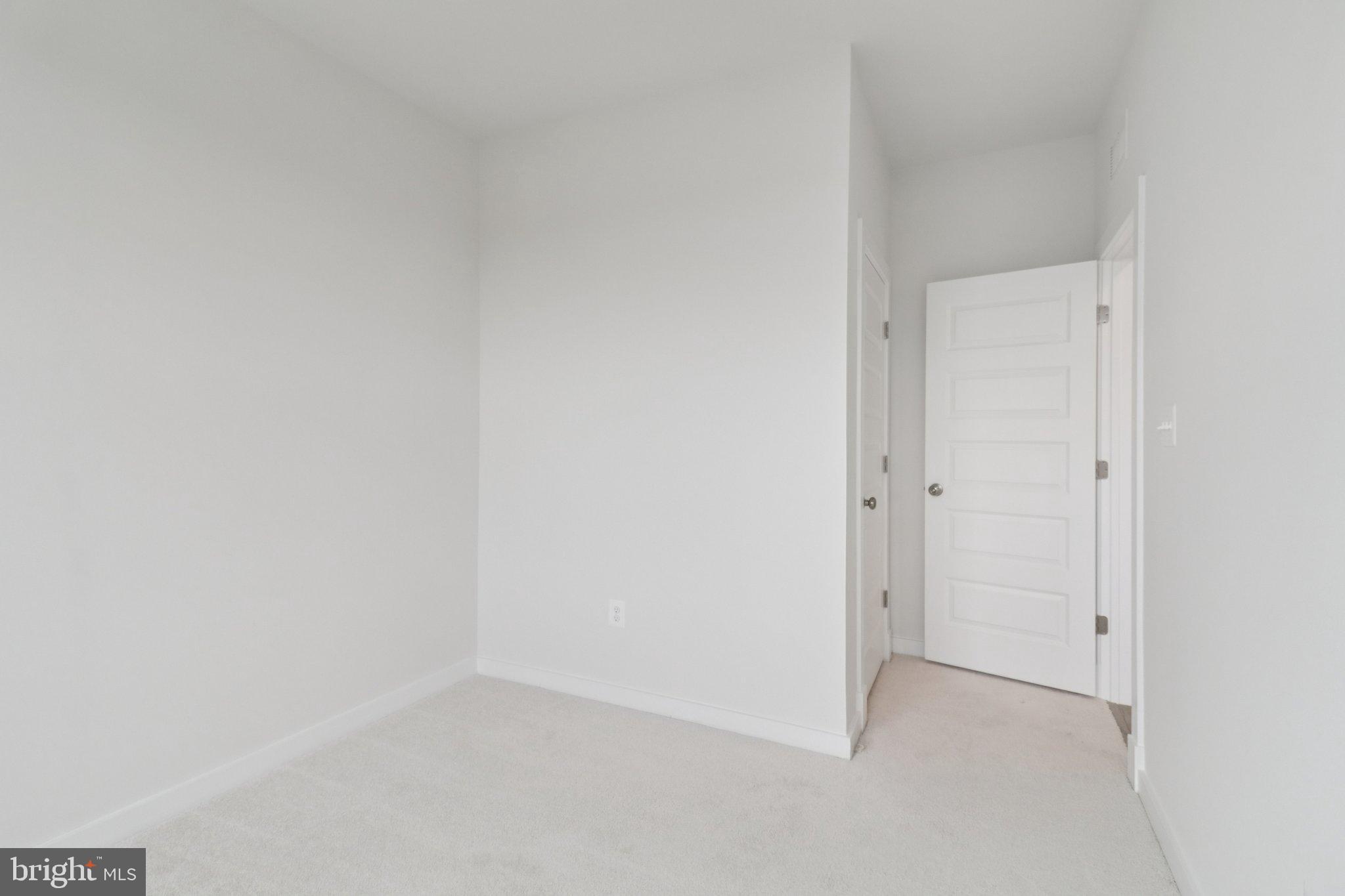 MELFORD TOWN CENTER - Residential