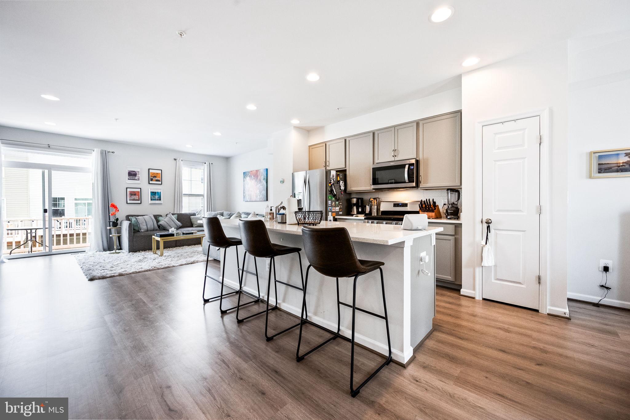 BRADFORD'S LANDING - Residential