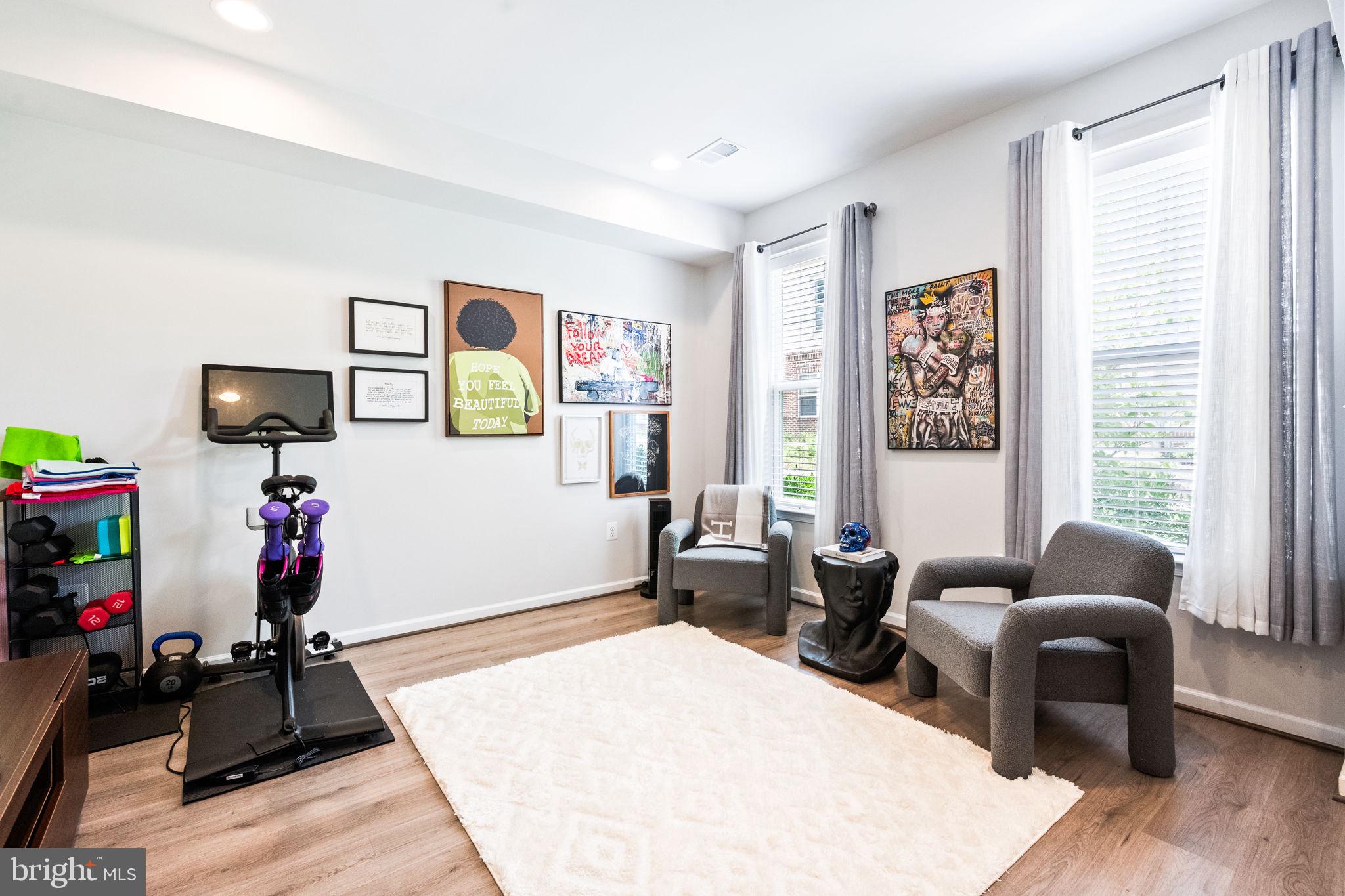 BRADFORD'S LANDING - Residential