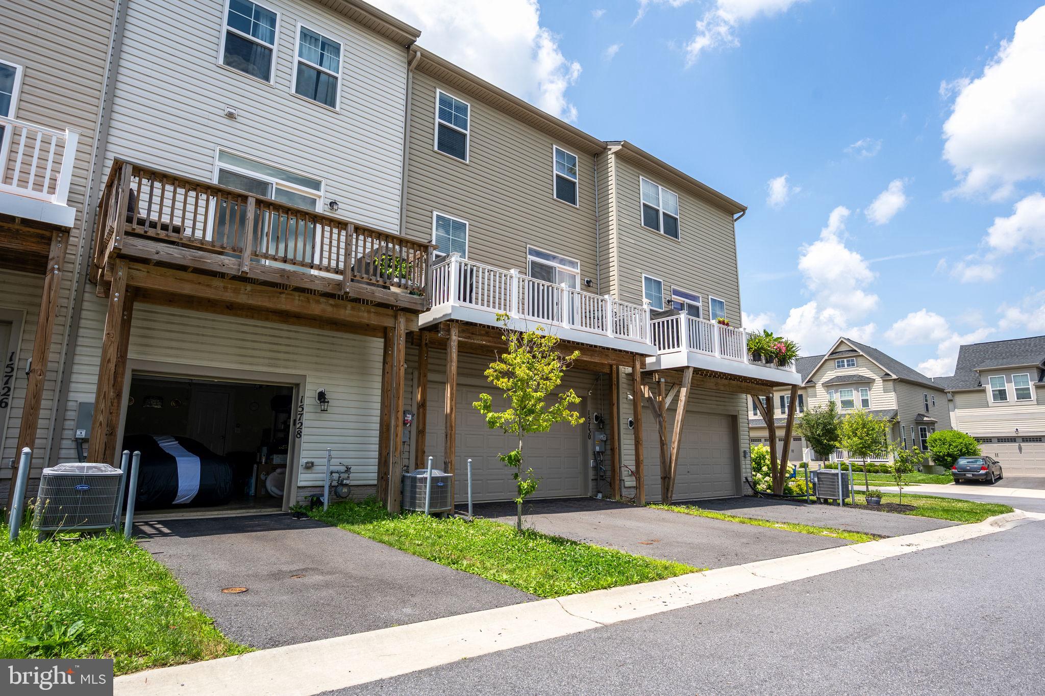 BRADFORD'S LANDING - Residential