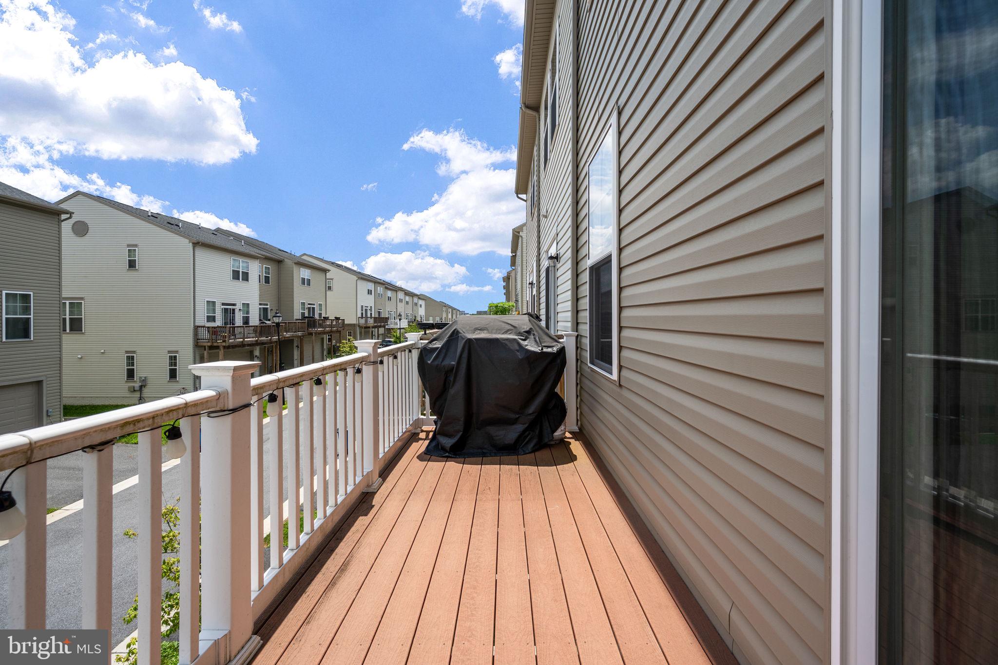 BRADFORD'S LANDING - Residential