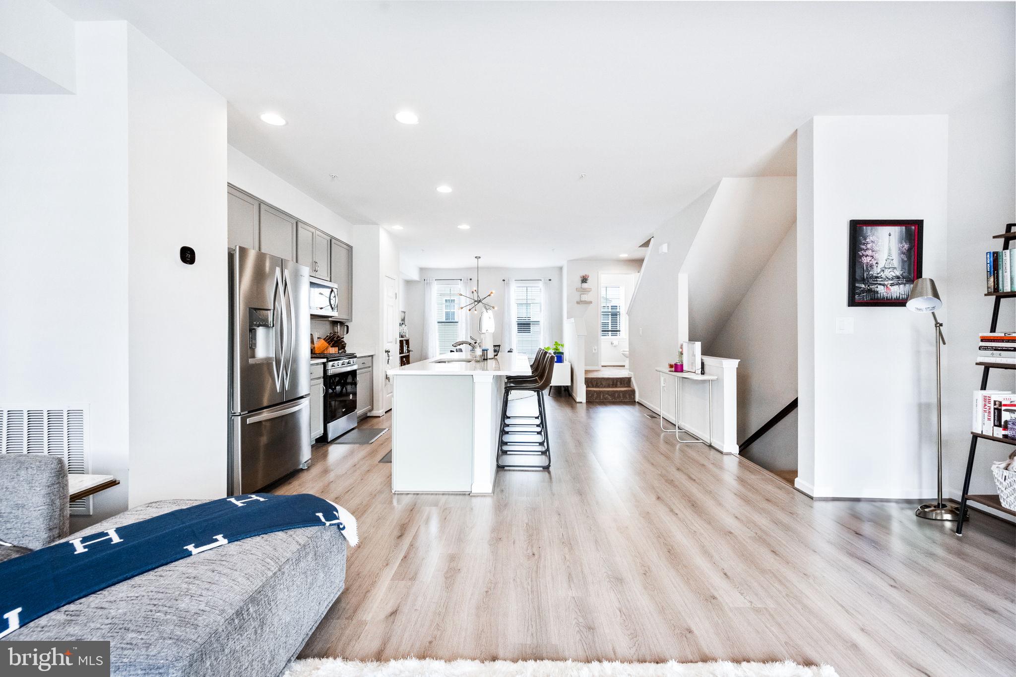 BRADFORD'S LANDING - Residential