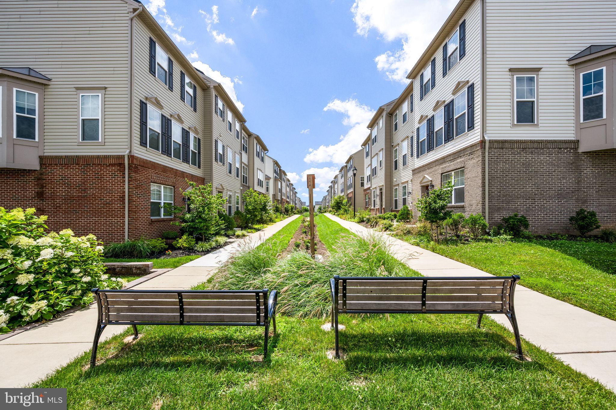 BRADFORD'S LANDING - Residential