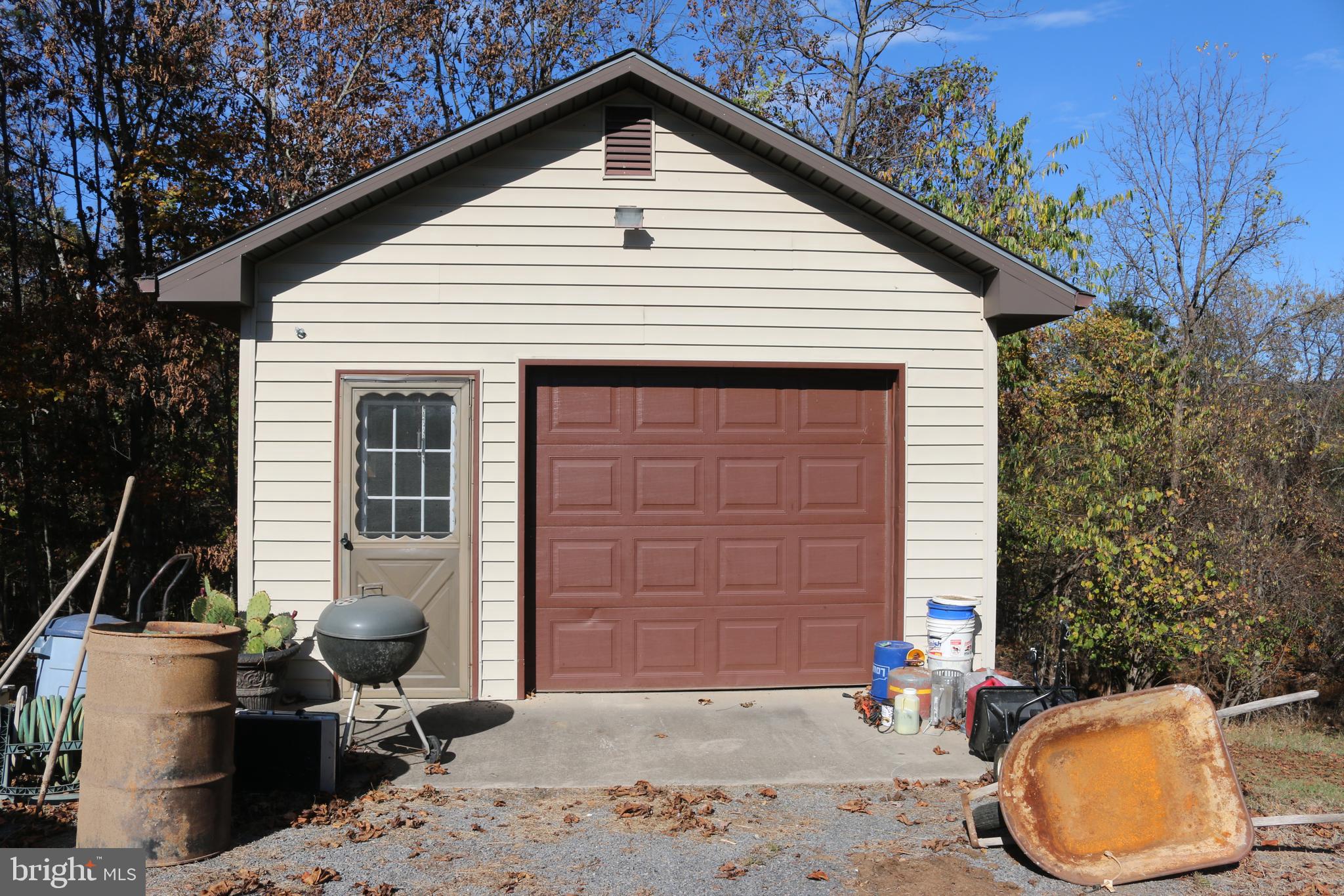 MEADOW RIDGE - Residential