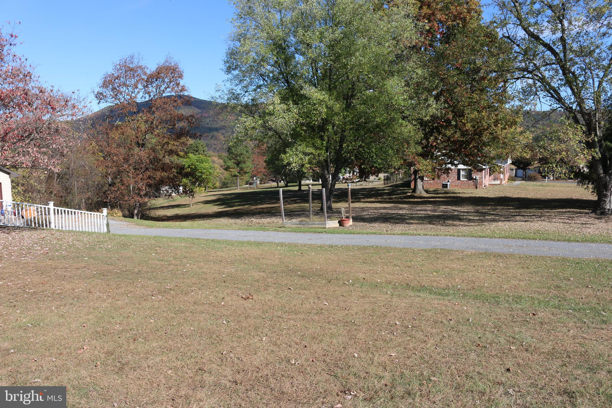 MEADOW RIDGE - Residential