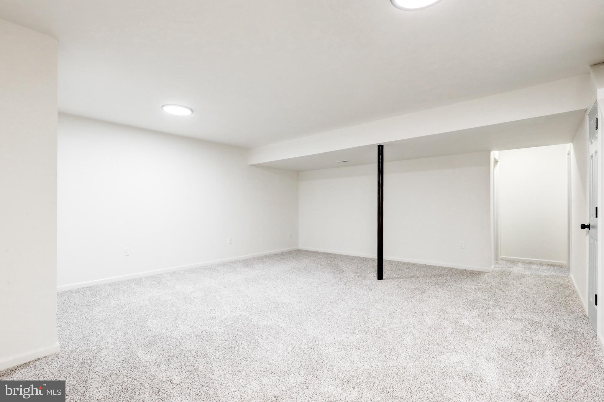 WILDFLOWER POND - Residential