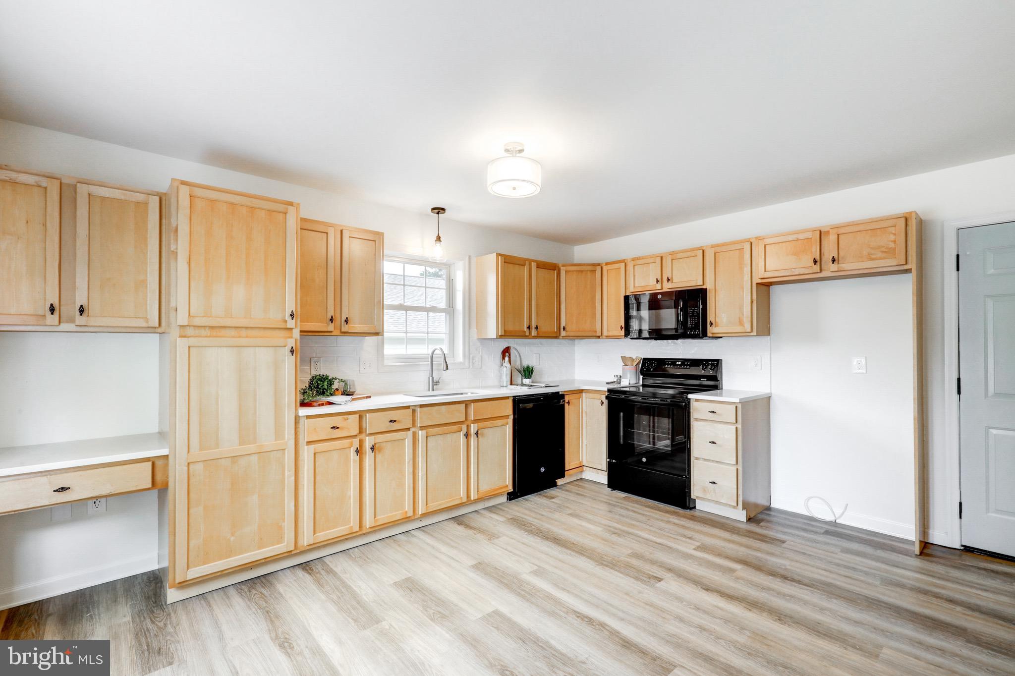 WILDFLOWER POND - Residential