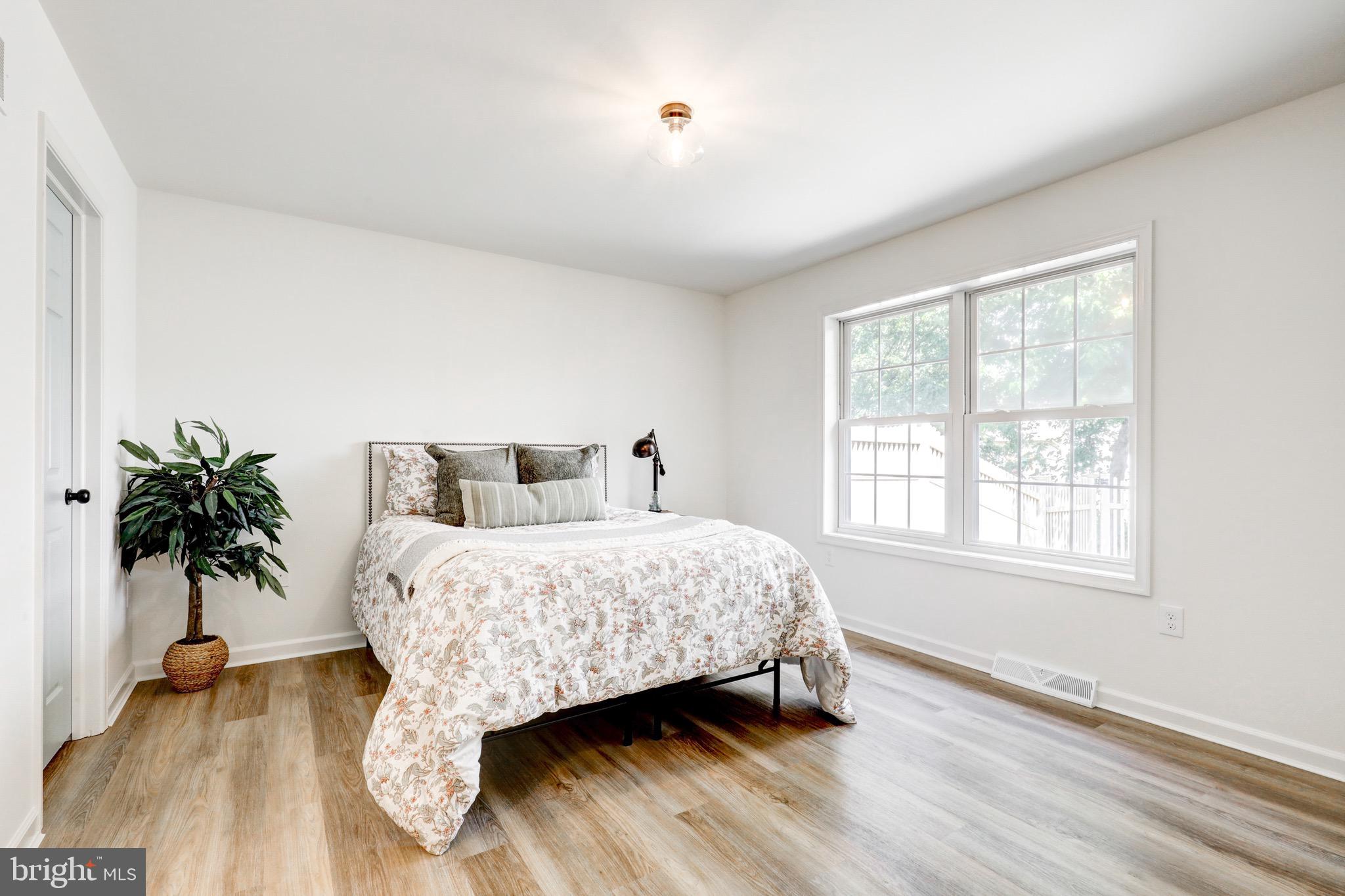 WILDFLOWER POND - Residential