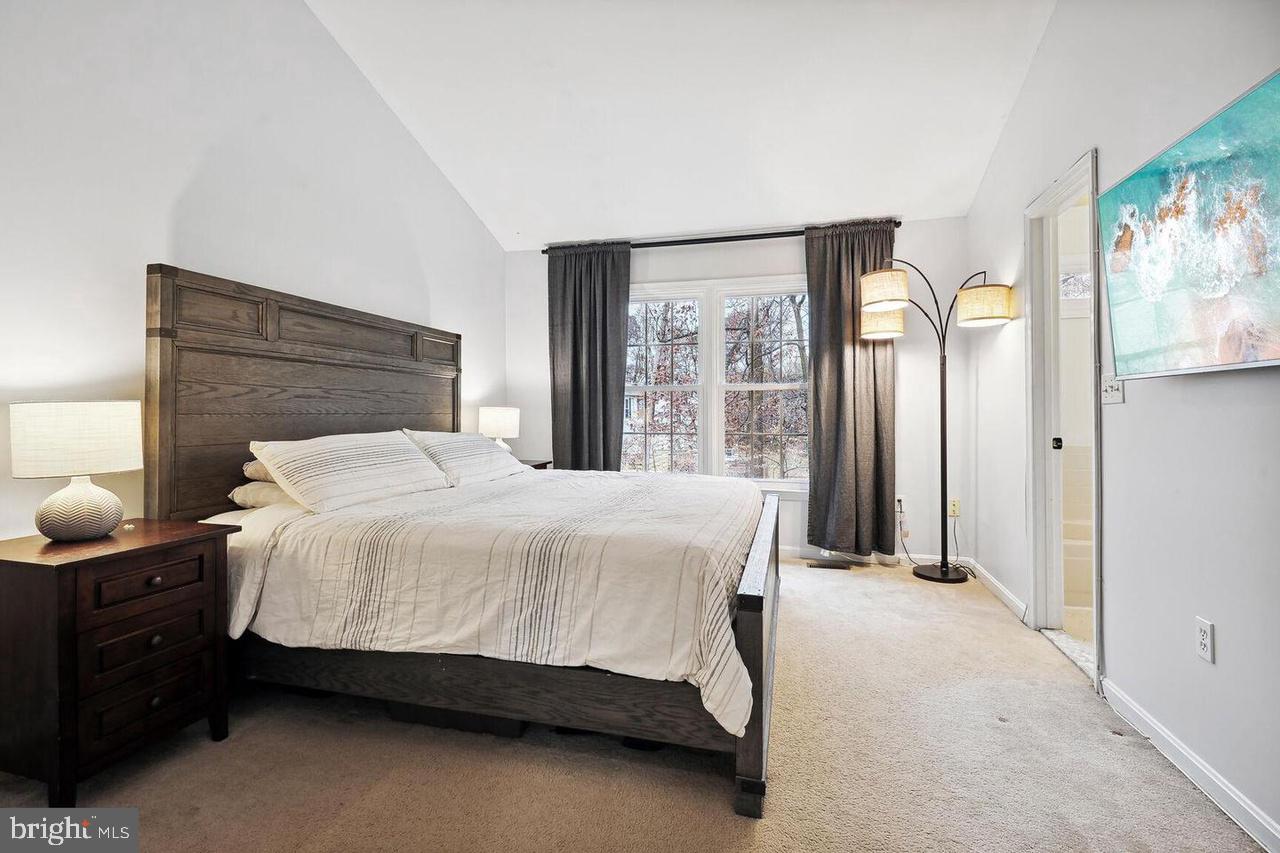 WOODGATE MANOR - Residential Lease