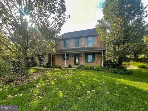 Photo of 279 Esbenshade Road, RONKS, PA 17572 (MLS # PALA2077924)