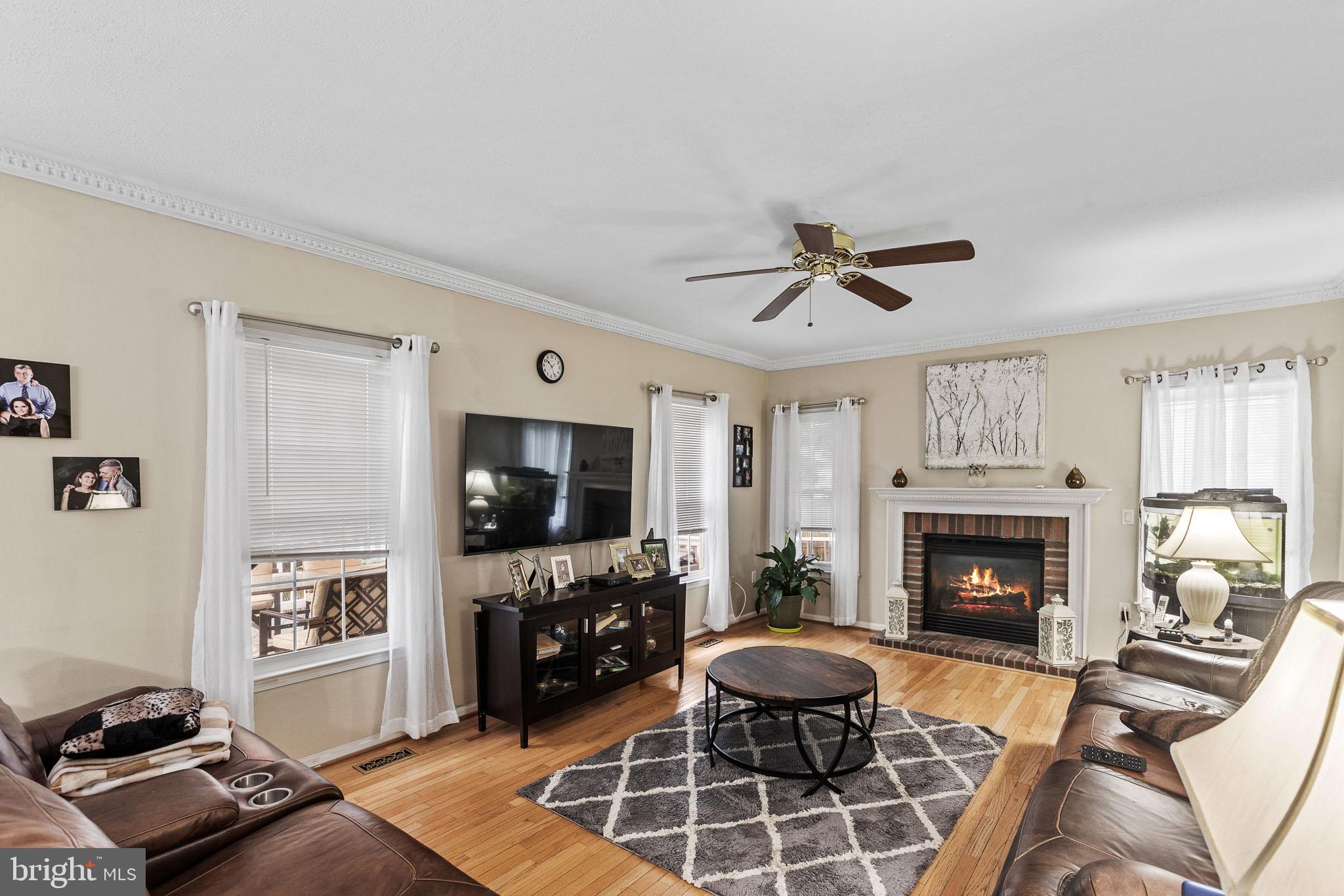 HAMPTON OAKS - Residential