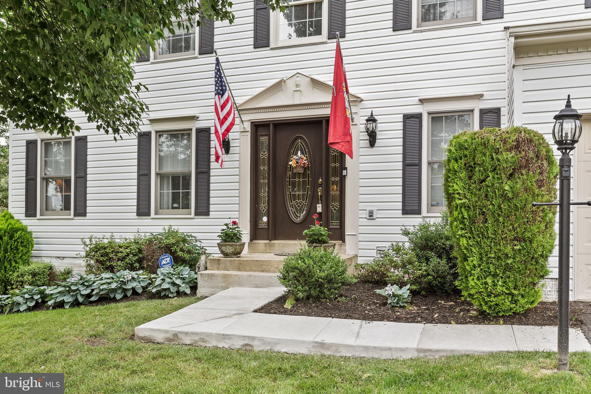 HAMPTON OAKS - Residential