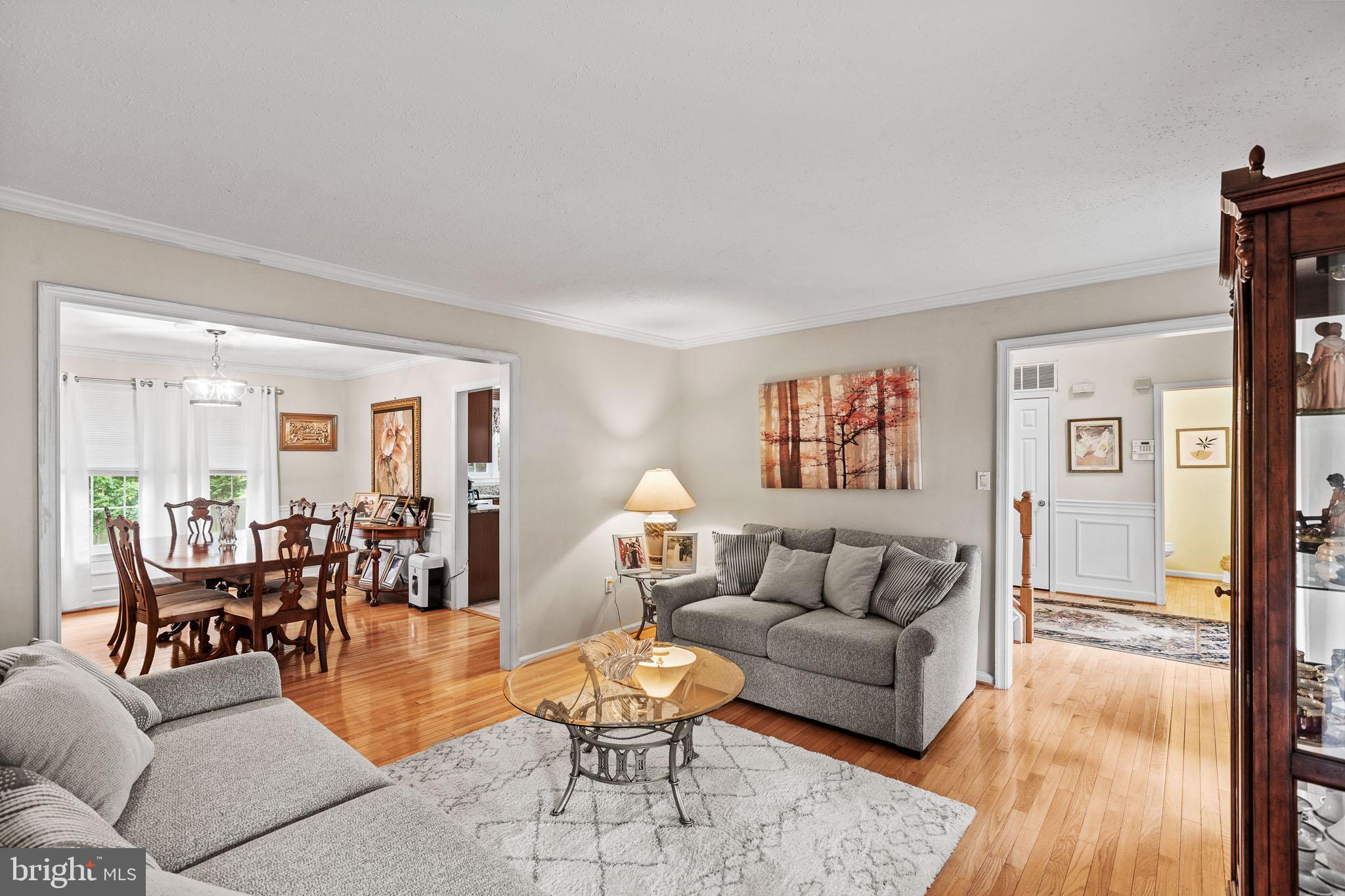 HAMPTON OAKS - Residential