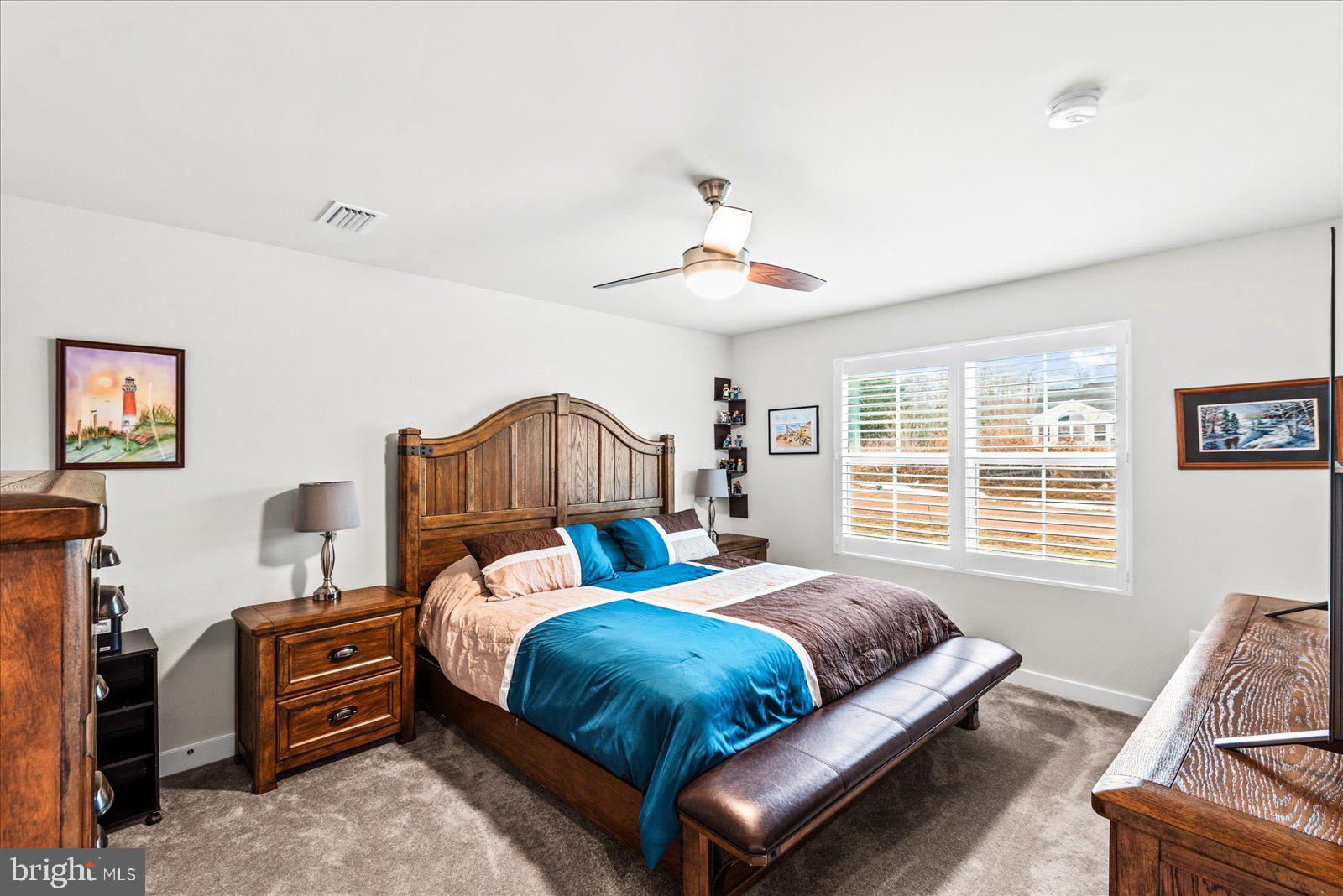 TWIN LAKE VILLAS - Residential