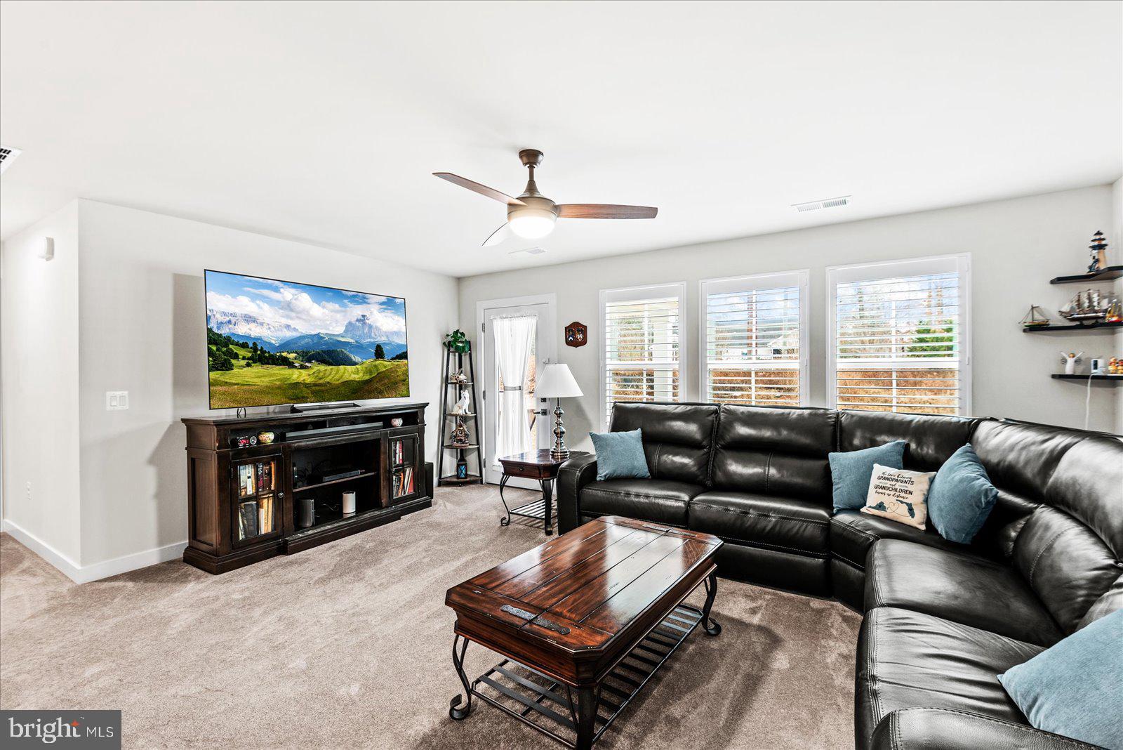 TWIN LAKE VILLAS - Residential