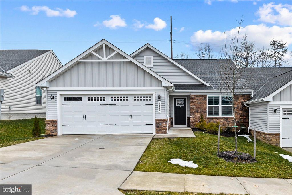 Photo of 35150 Daisy Way, LOCUST GROVE, VA 22508 (MLS # VAOR2013434)