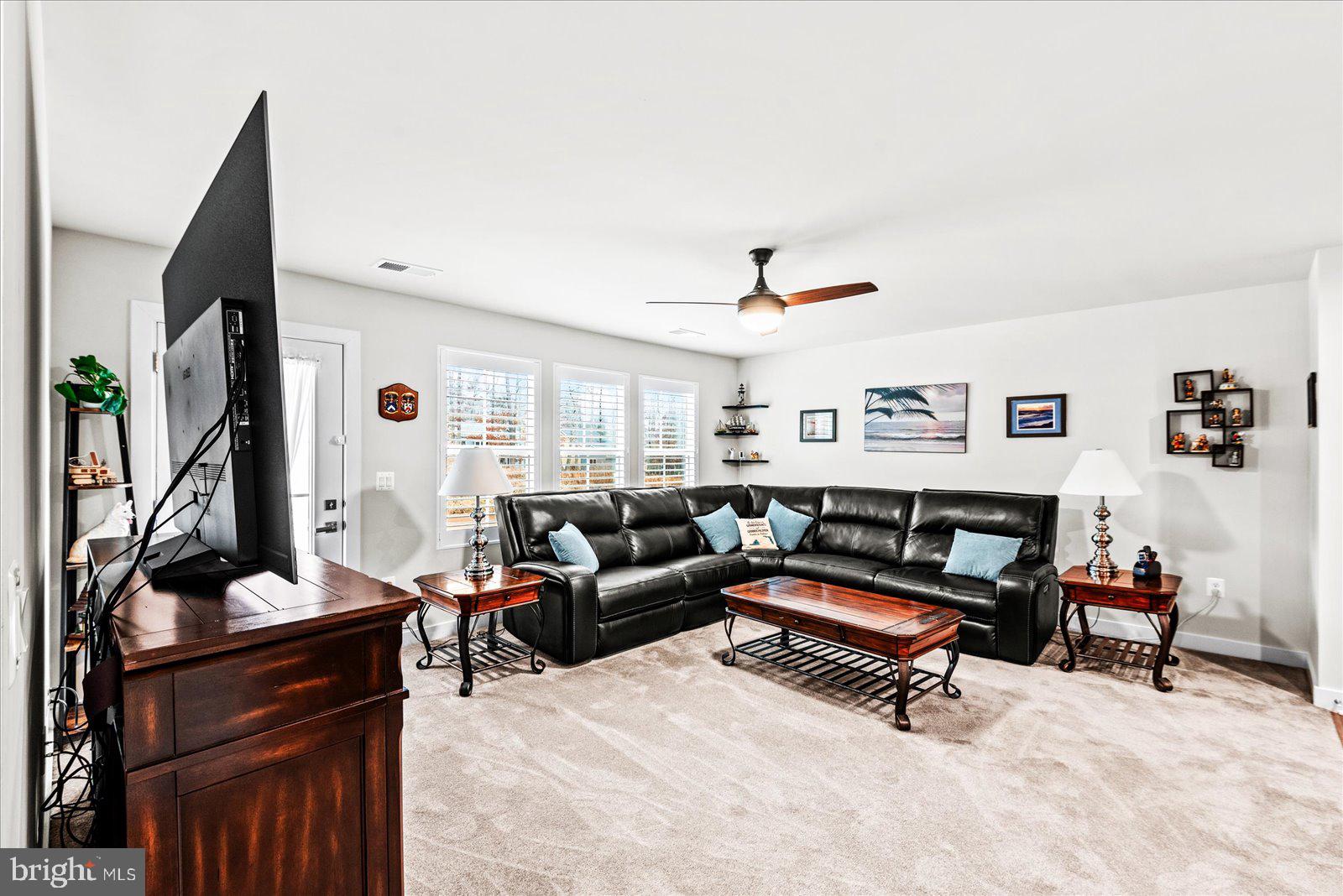 TWIN LAKE VILLAS - Residential