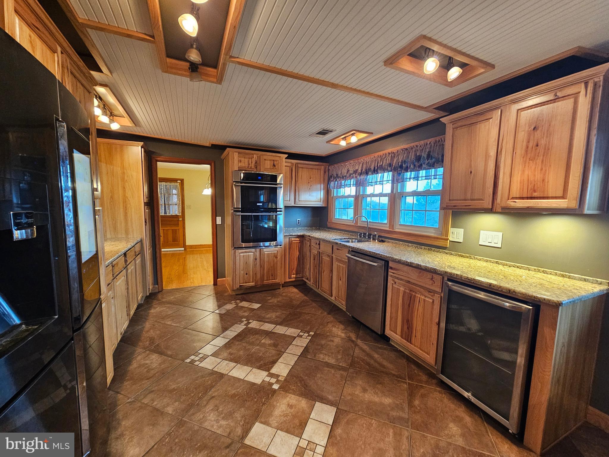 FRONT ROYAL - Residential Lease