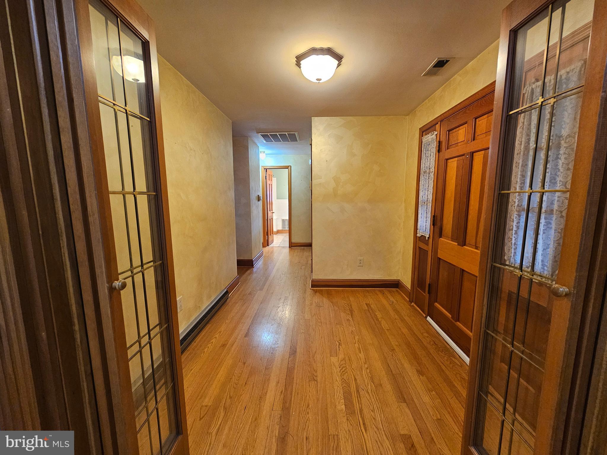 FRONT ROYAL - Residential Lease