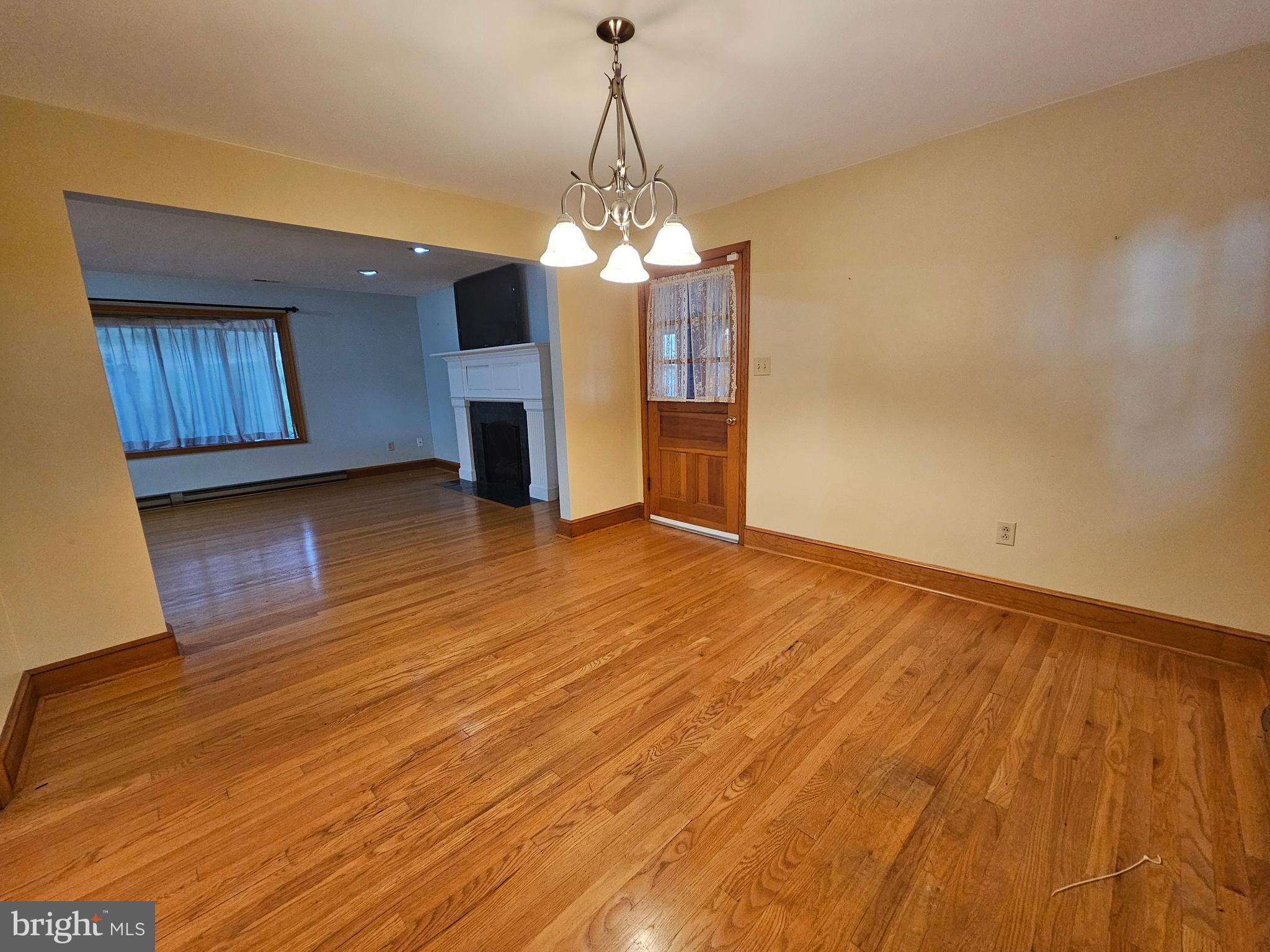 FRONT ROYAL - Residential Lease