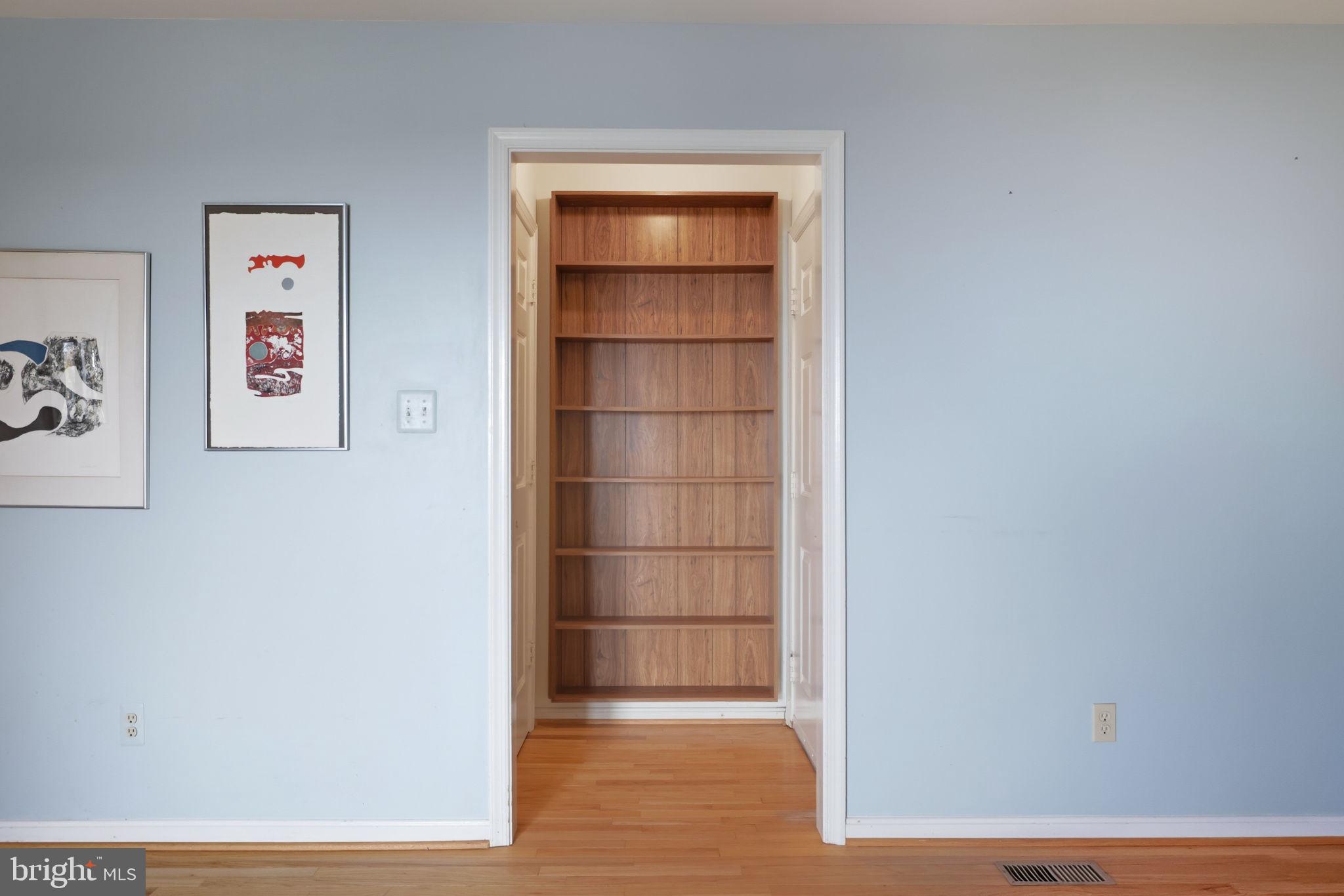 ROSESTONE CT - Residential