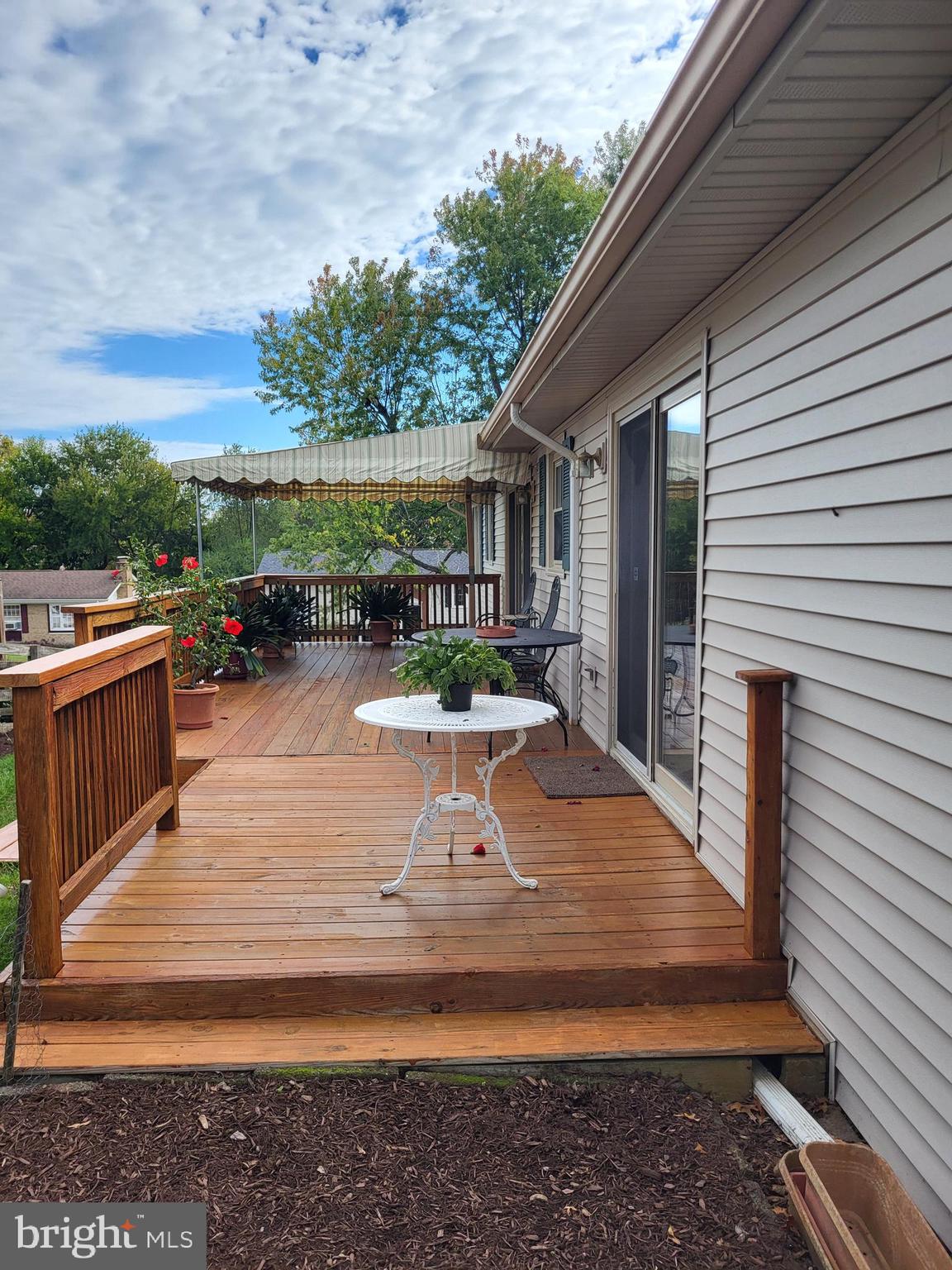 202 STRATFORD PLACE SW