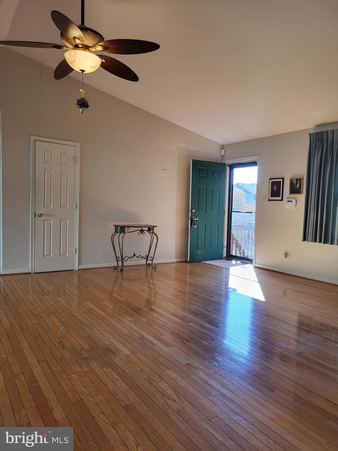202 STRATFORD PLACE SW