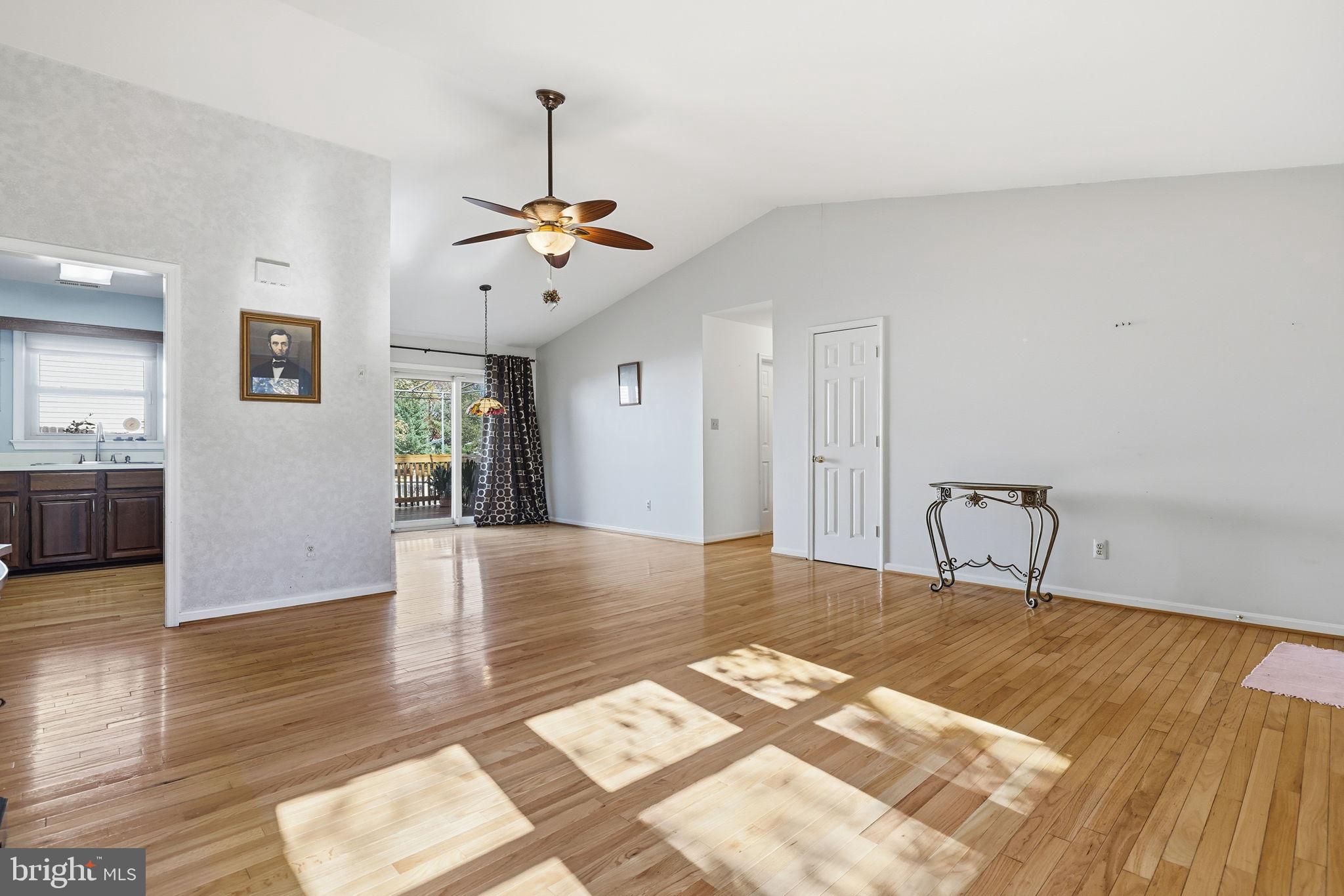 ROSESTONE CT - Residential