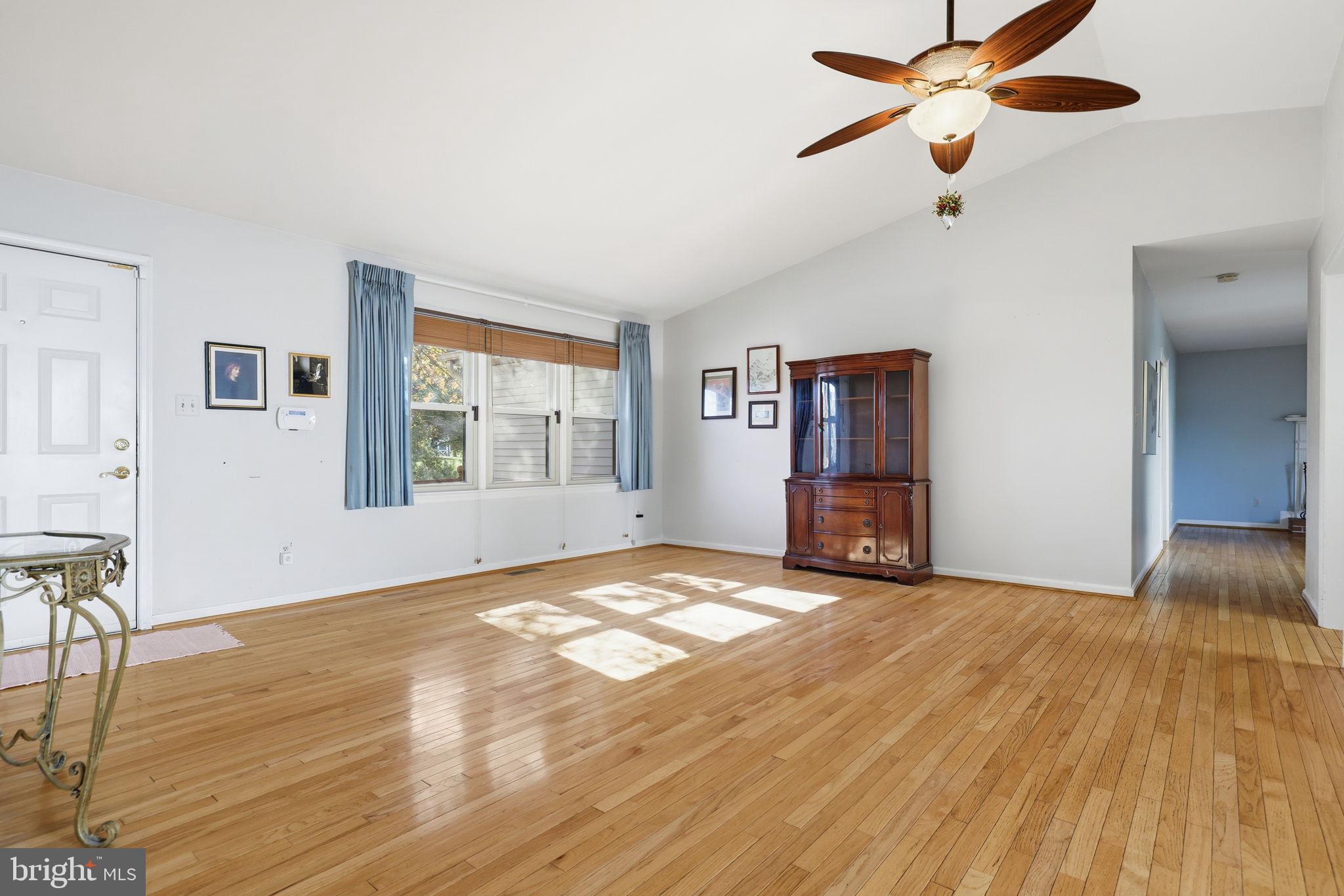 ROSESTONE CT - Residential