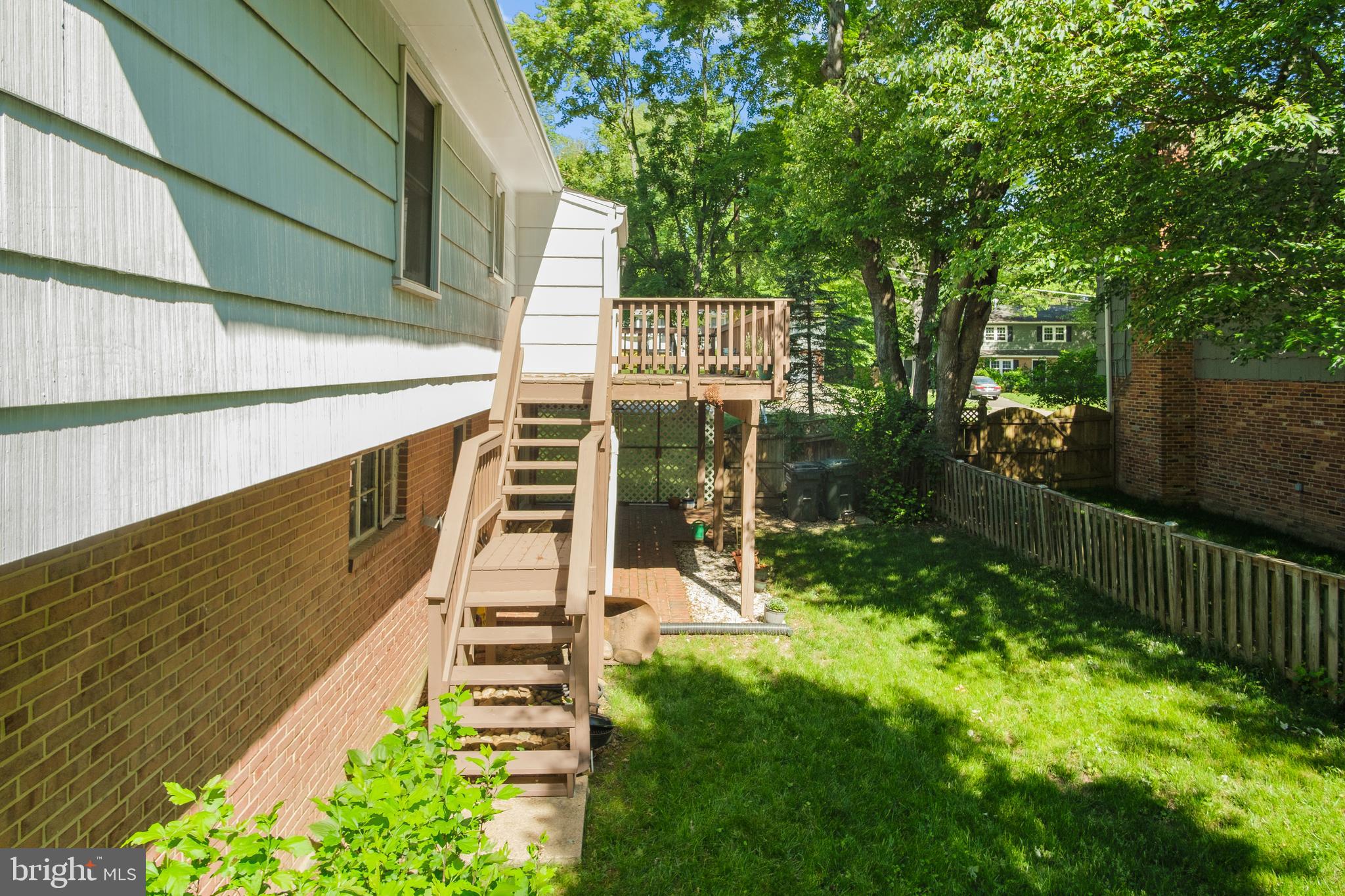 RIVERSIDE ESTATES - Residential