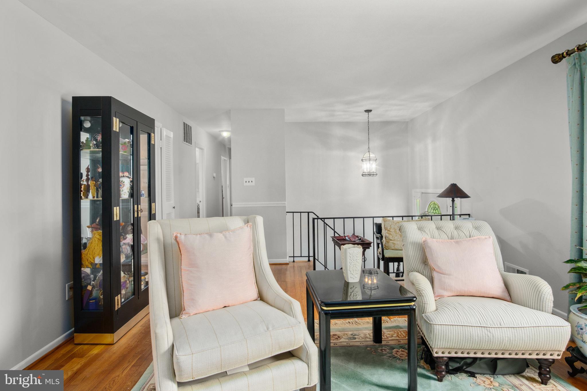 RIVERSIDE ESTATES - Residential