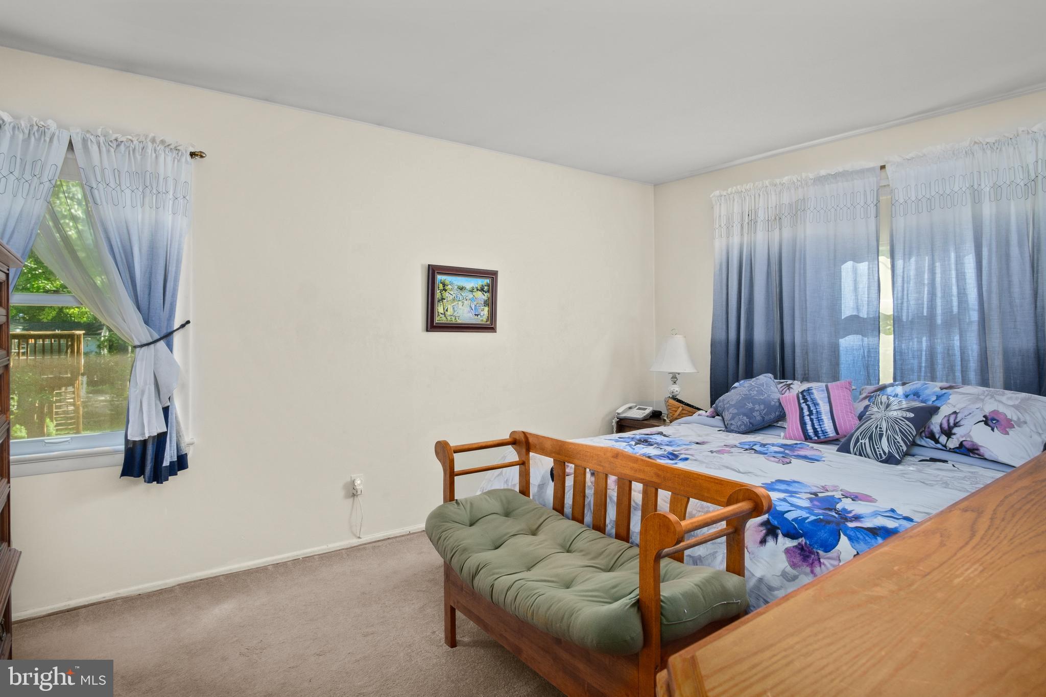 RIVERSIDE ESTATES - Residential