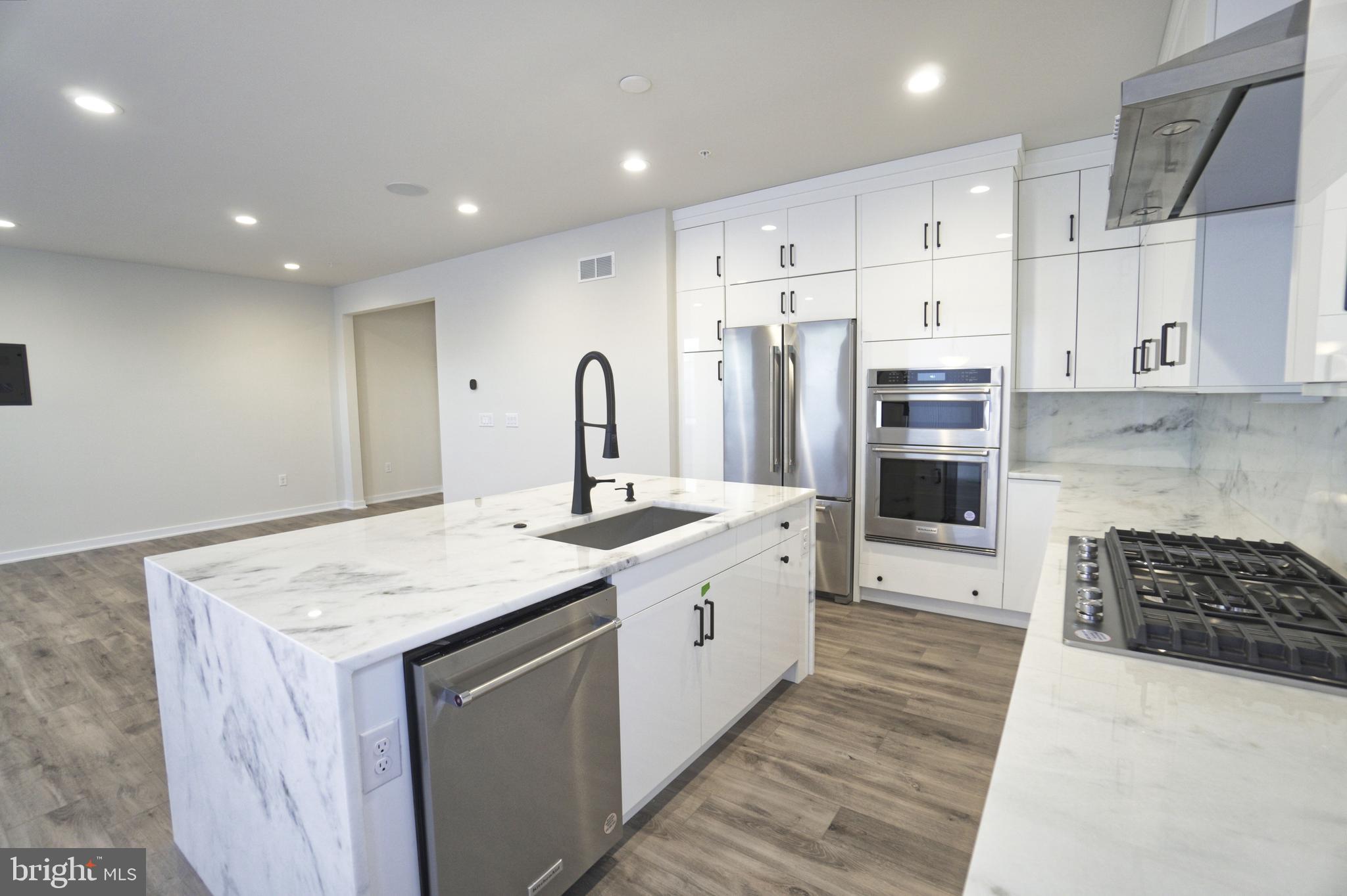 STONEBROOK AT UPPER MERION - Residential Lease