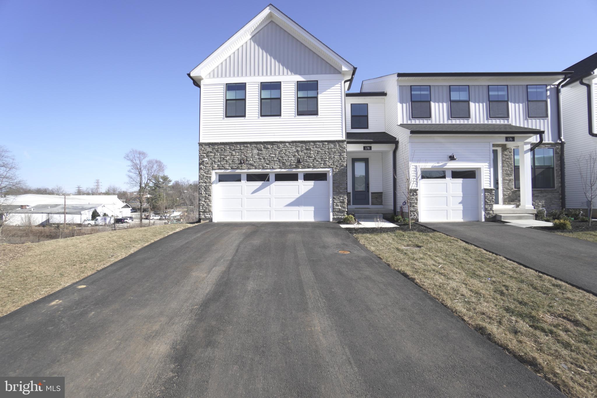 STONEBROOK AT UPPER MERION - Residential Lease