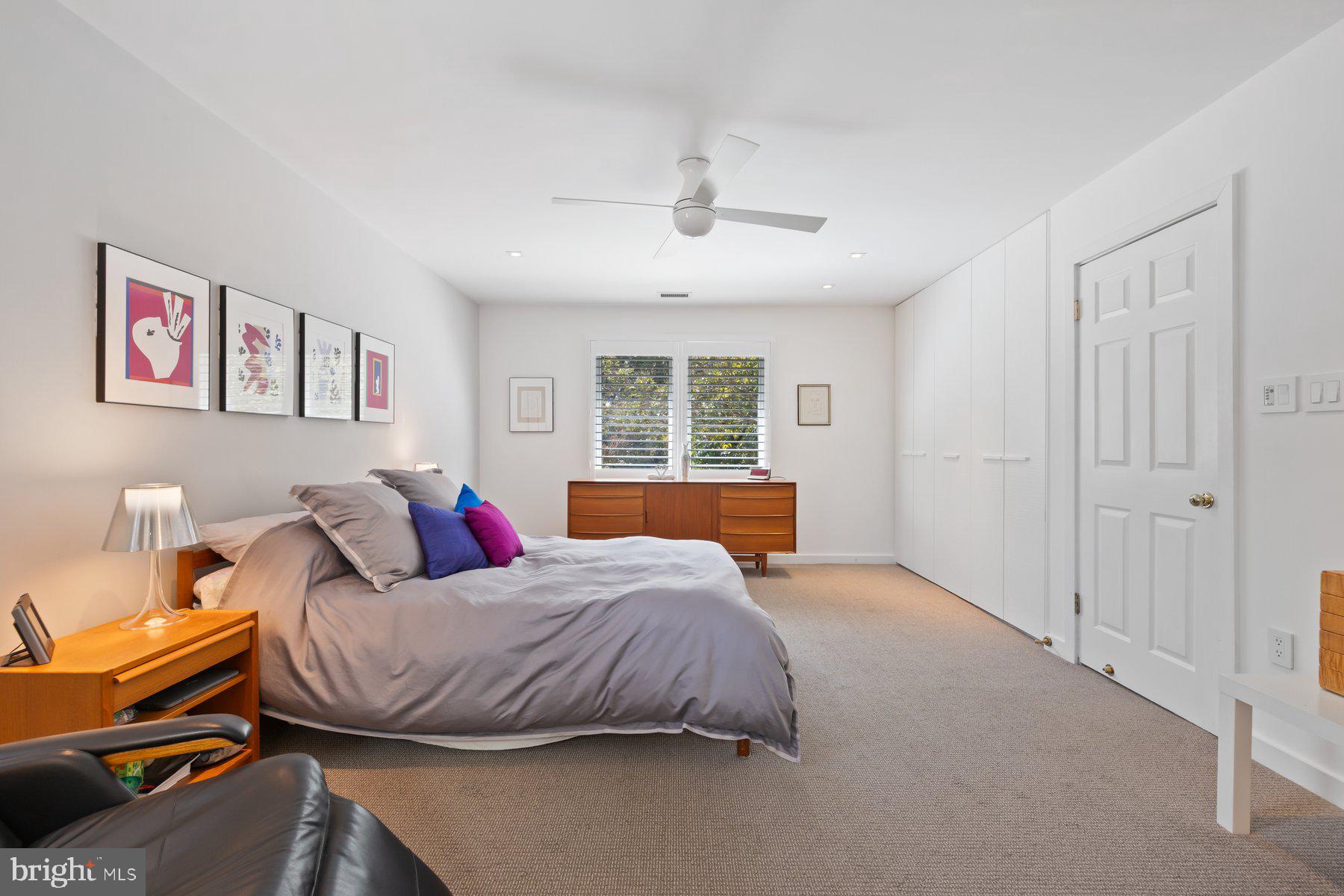 ANCIENT OAK - Residential