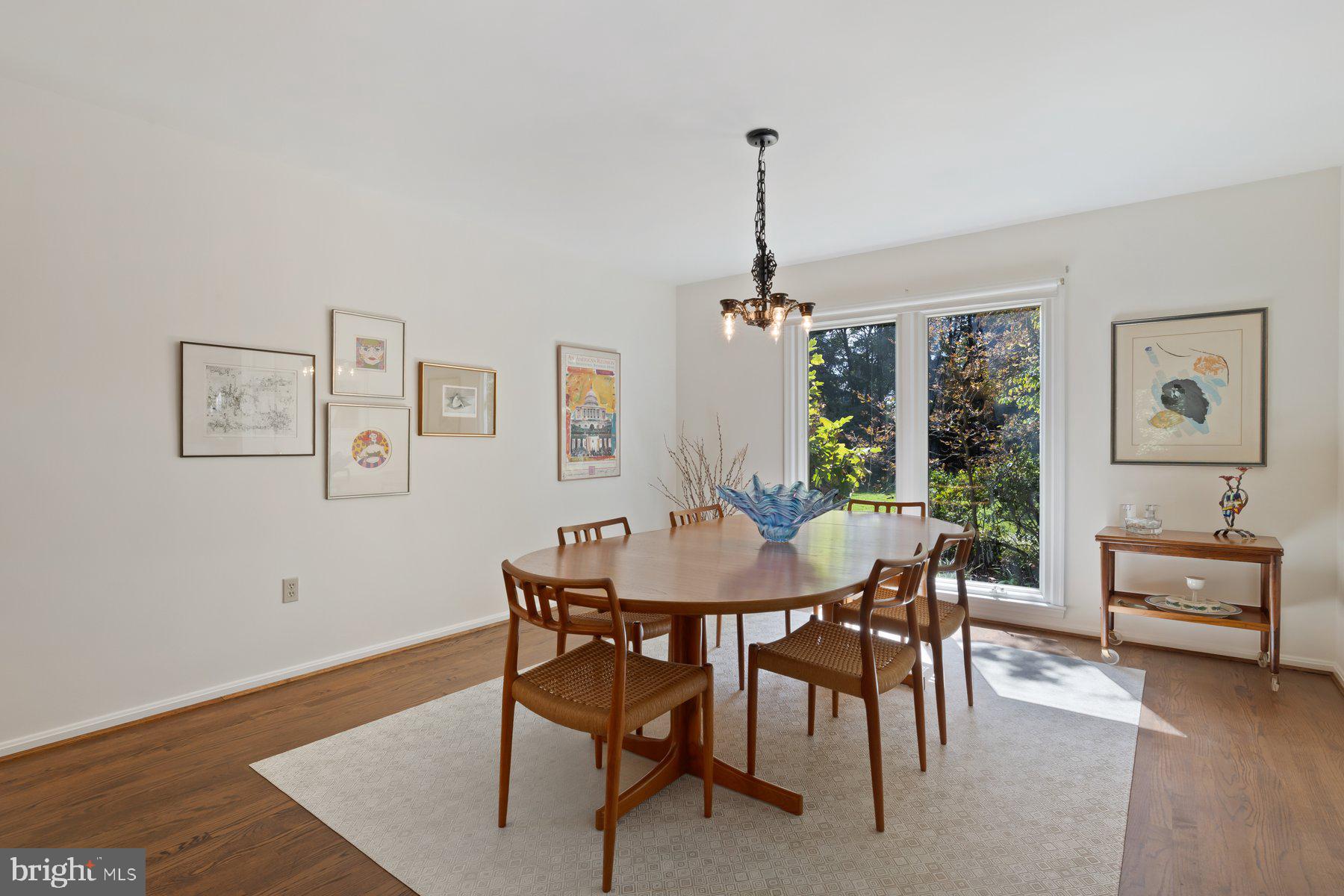 ANCIENT OAK - Residential