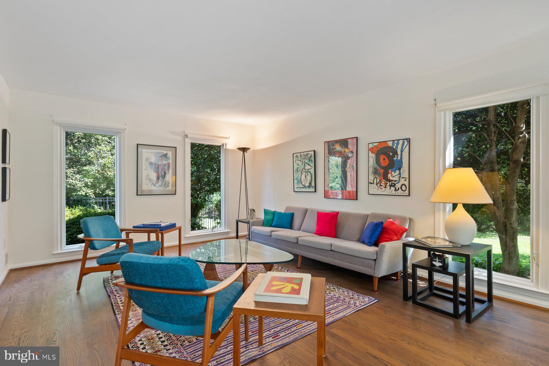 ANCIENT OAK - Residential