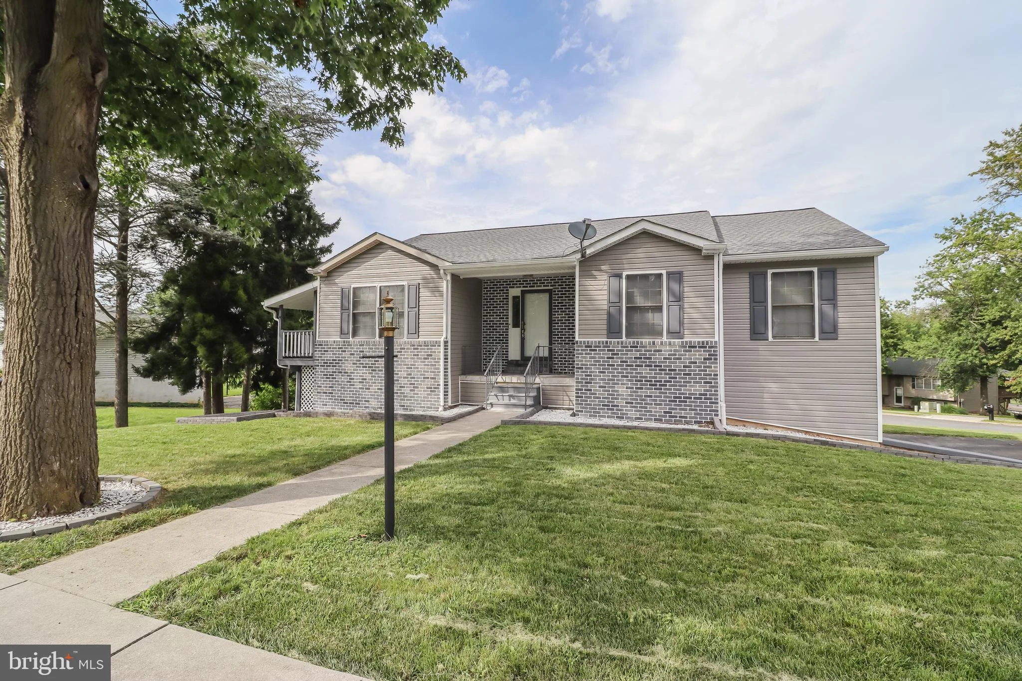 75 S Poplar Street, Manchester, PA, 17345