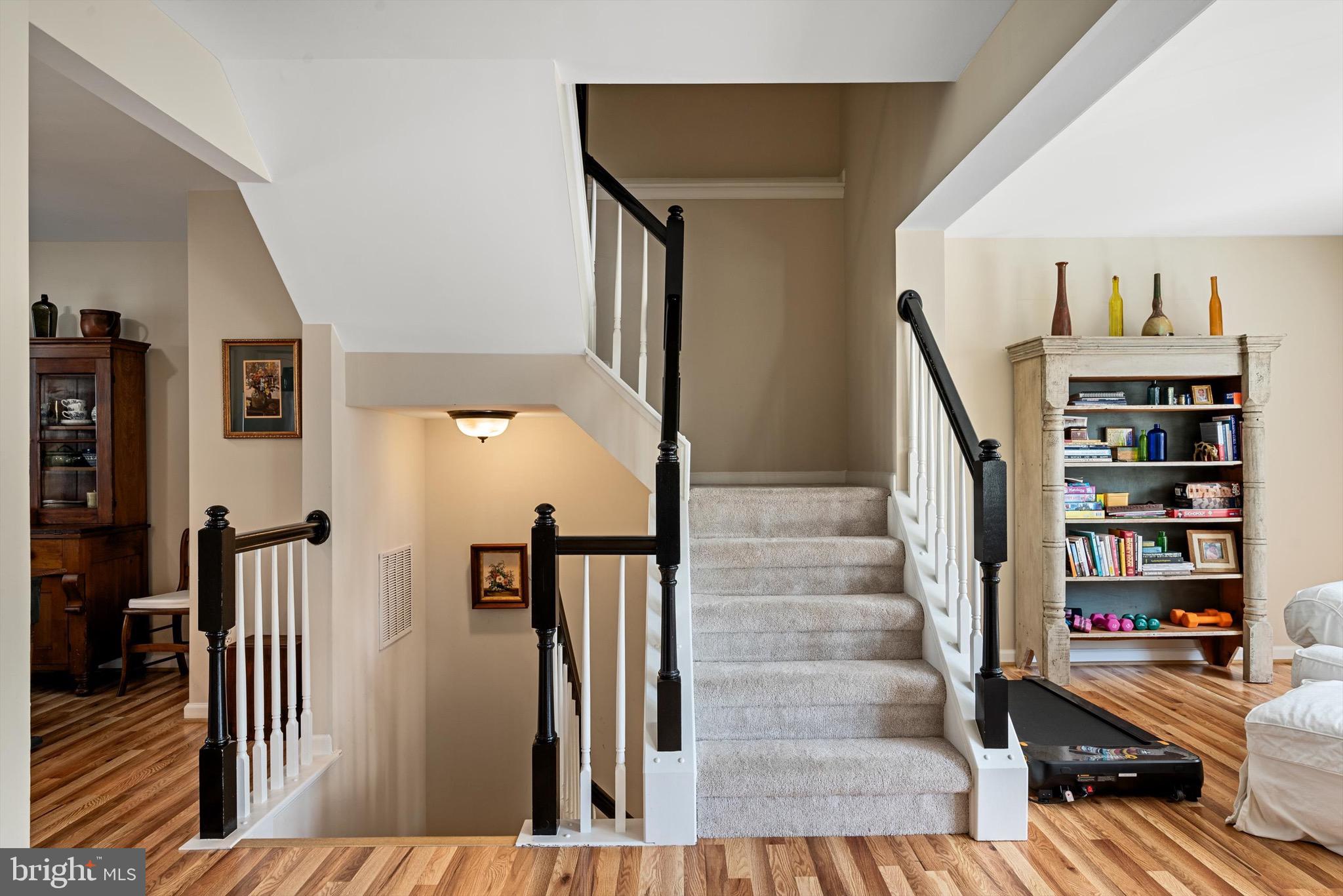 LAKELAND PLACE - Residential