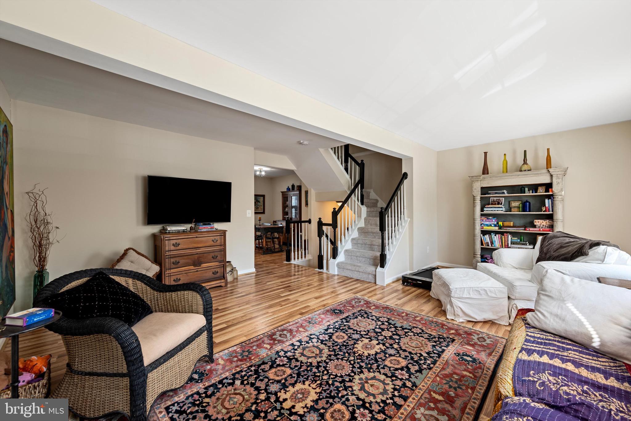 LAKELAND PLACE - Residential