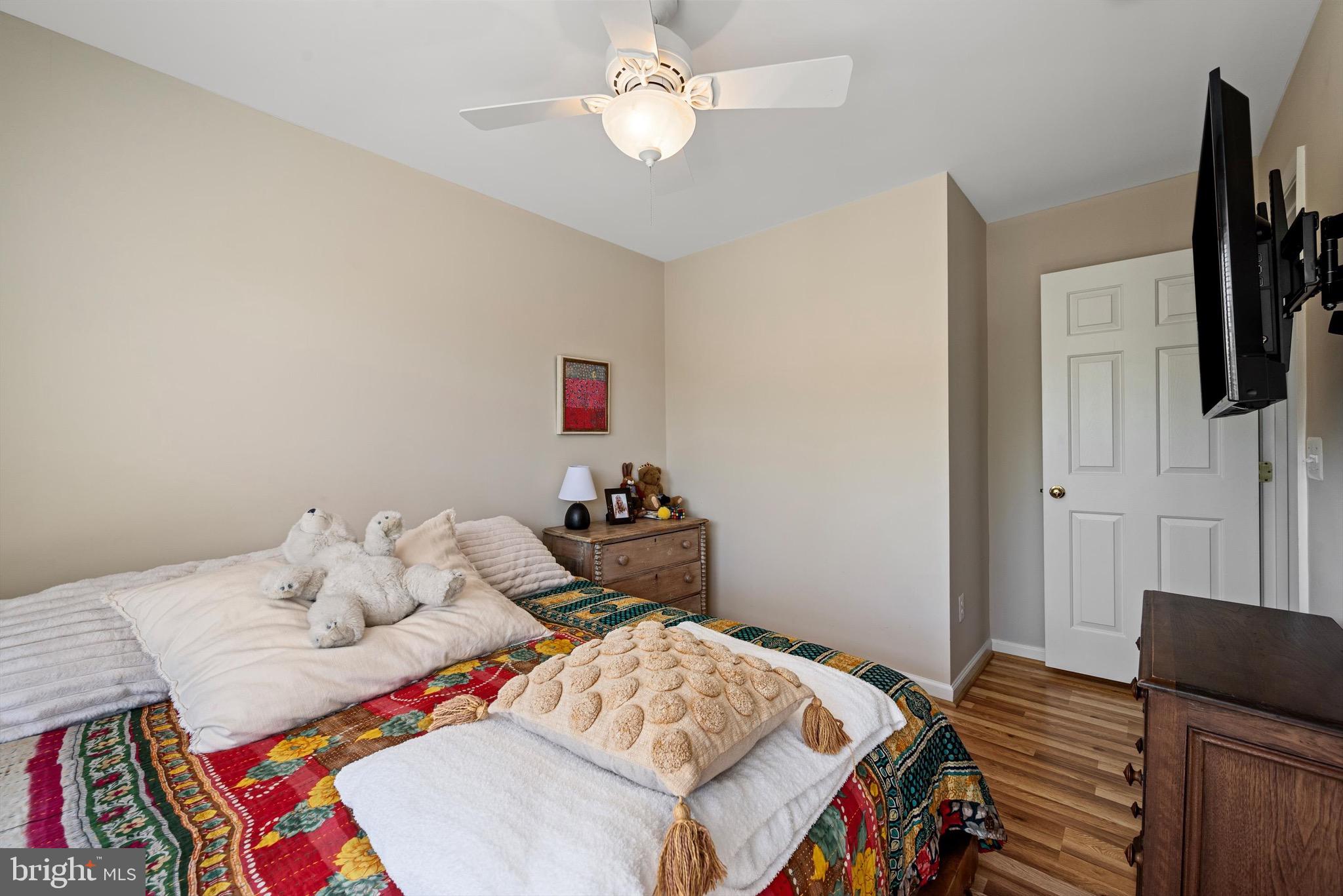 LAKELAND PLACE - Residential