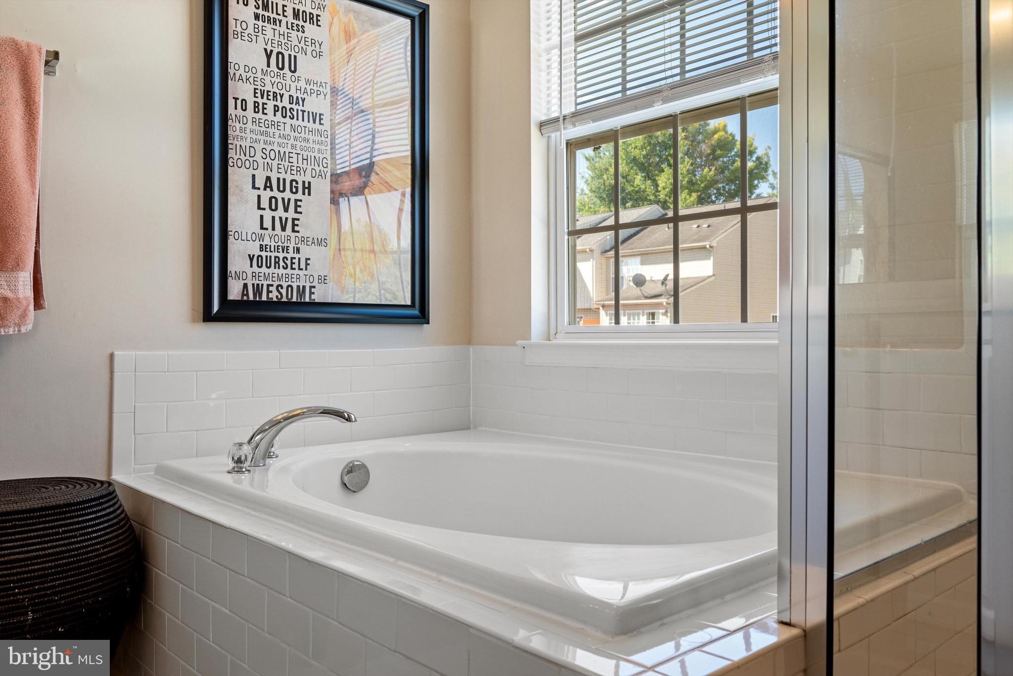 LAKELAND PLACE - Residential